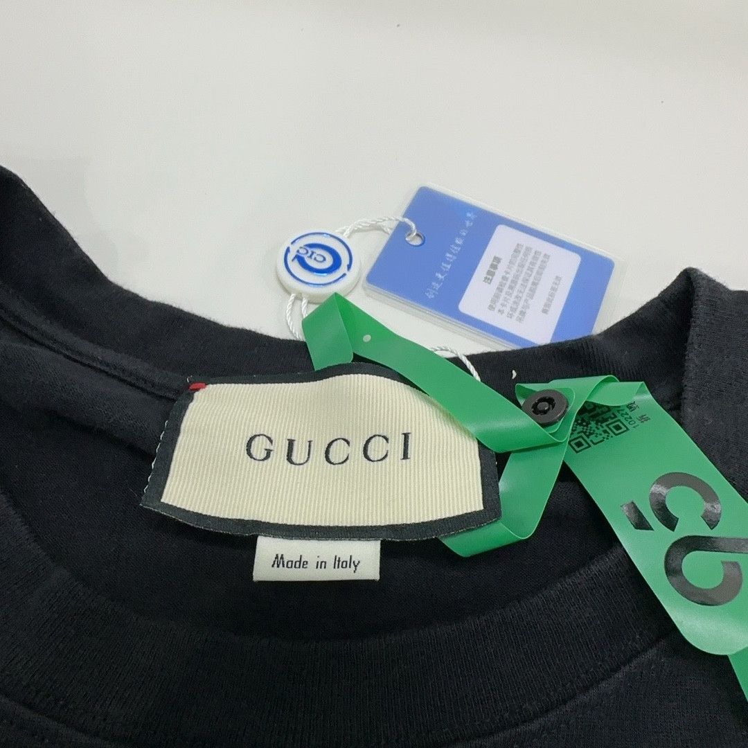 Gucci Gucci Original Logo T-Shirt Size L Size US L / EU 52-54 / 3 - 5 Thumbnail