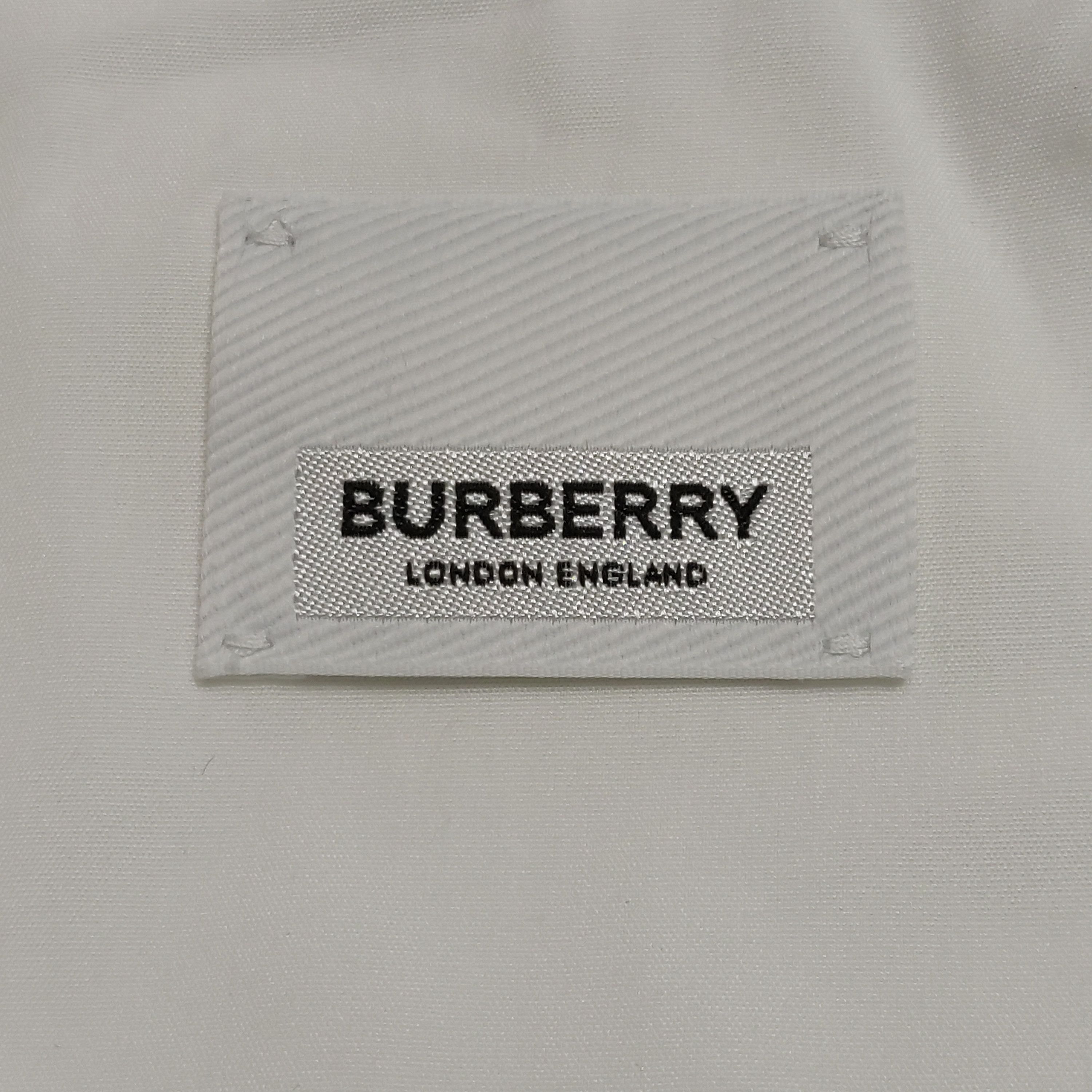 Burberry Burberry Logo Patch Button Up Shirt Size L Size US L / EU 52-54 / 3 - 5 Thumbnail