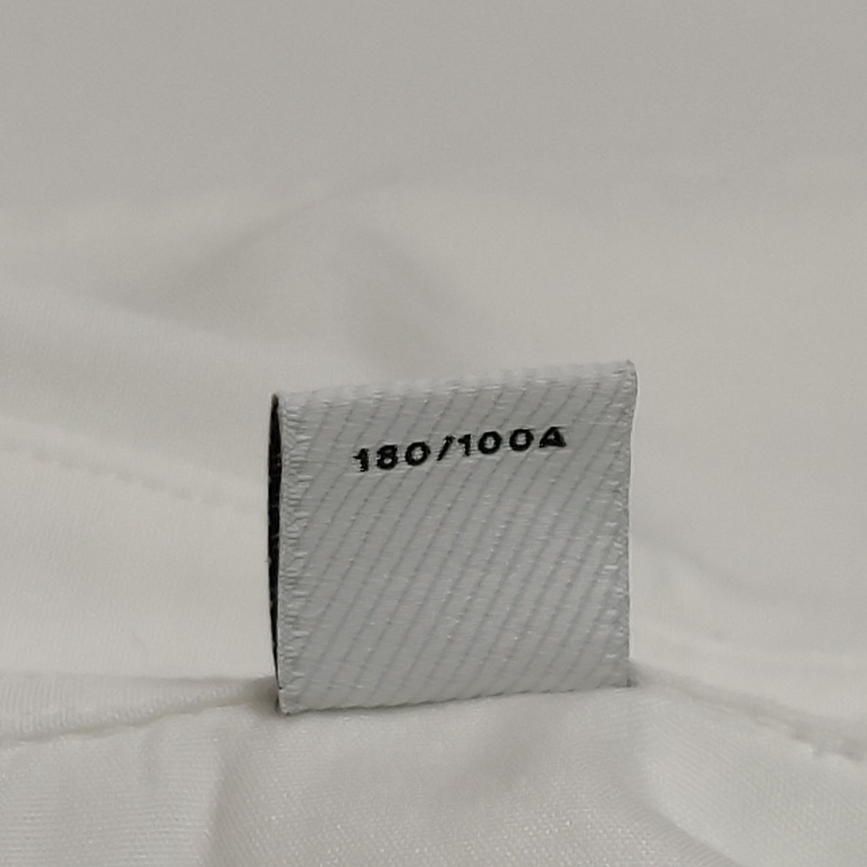 Burberry Burberry Logo Patch Button Up Shirt Size L Size US L / EU 52-54 / 3 - 6 Thumbnail