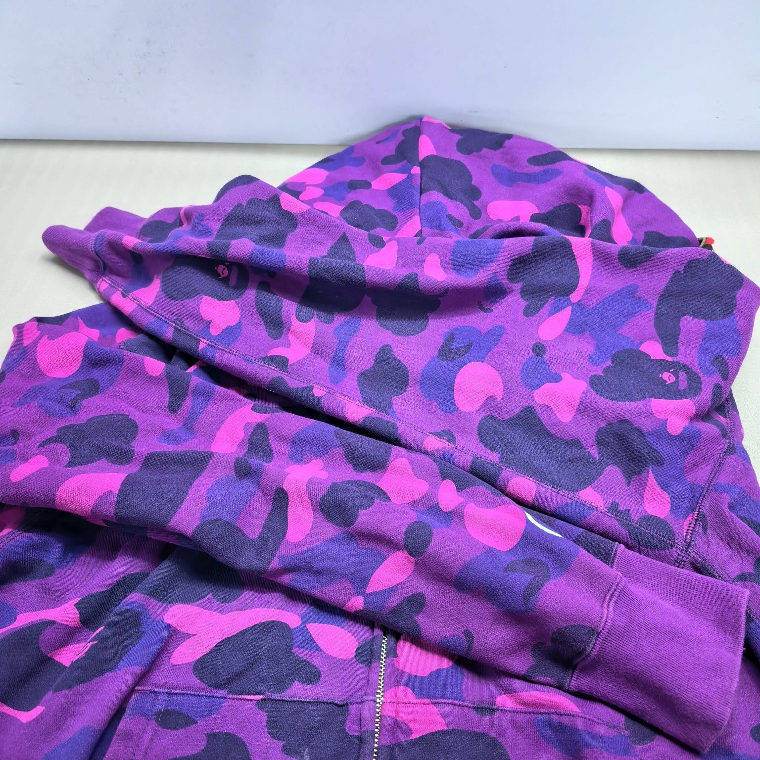 Bape A BATHING APE Purple Camo Shark Hoodie Size L Size US L / EU 52-54 / 3 - 7 Thumbnail