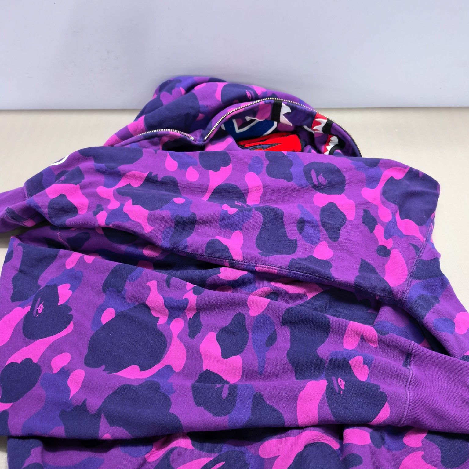 Bape A BATHING APE Purple Camo Shark Hoodie Size L Size US L / EU 52-54 / 3 - 8 Thumbnail
