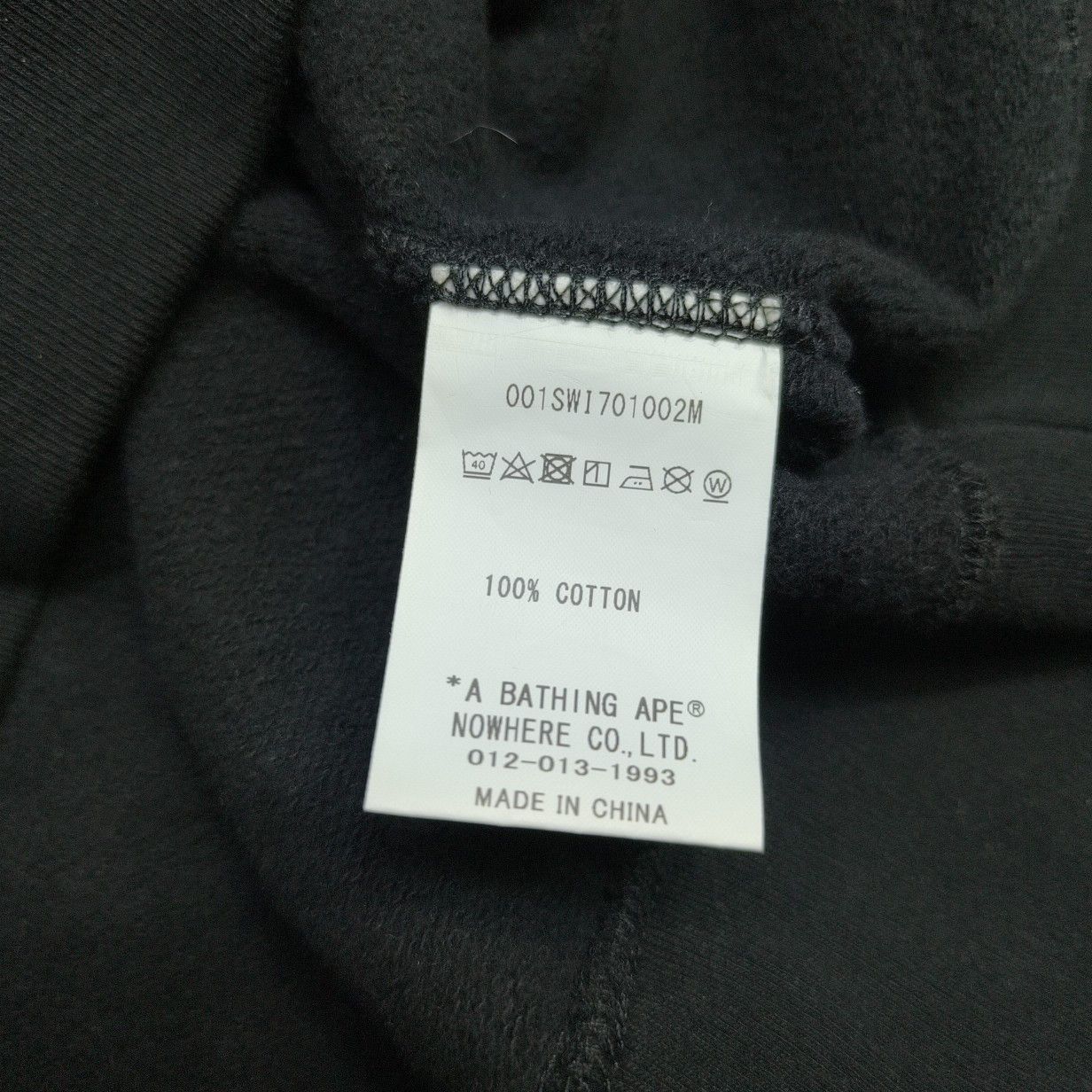 Bape A BATHING APE Graphic Crewneck Sweatshirt Size XXL Size US XXL / EU 58 / 5 - 6 Thumbnail
