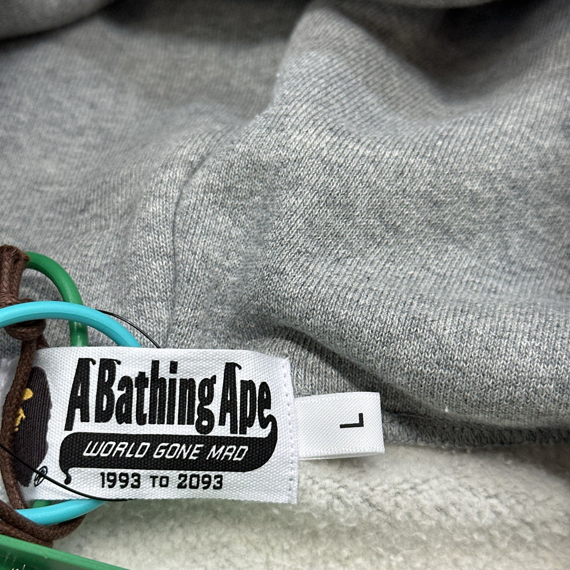 Bape A Bathing Ape Camo Shark Full Zip Hoodie Size L Size US L / EU 52-54 / 3 - 2 Thumbnail