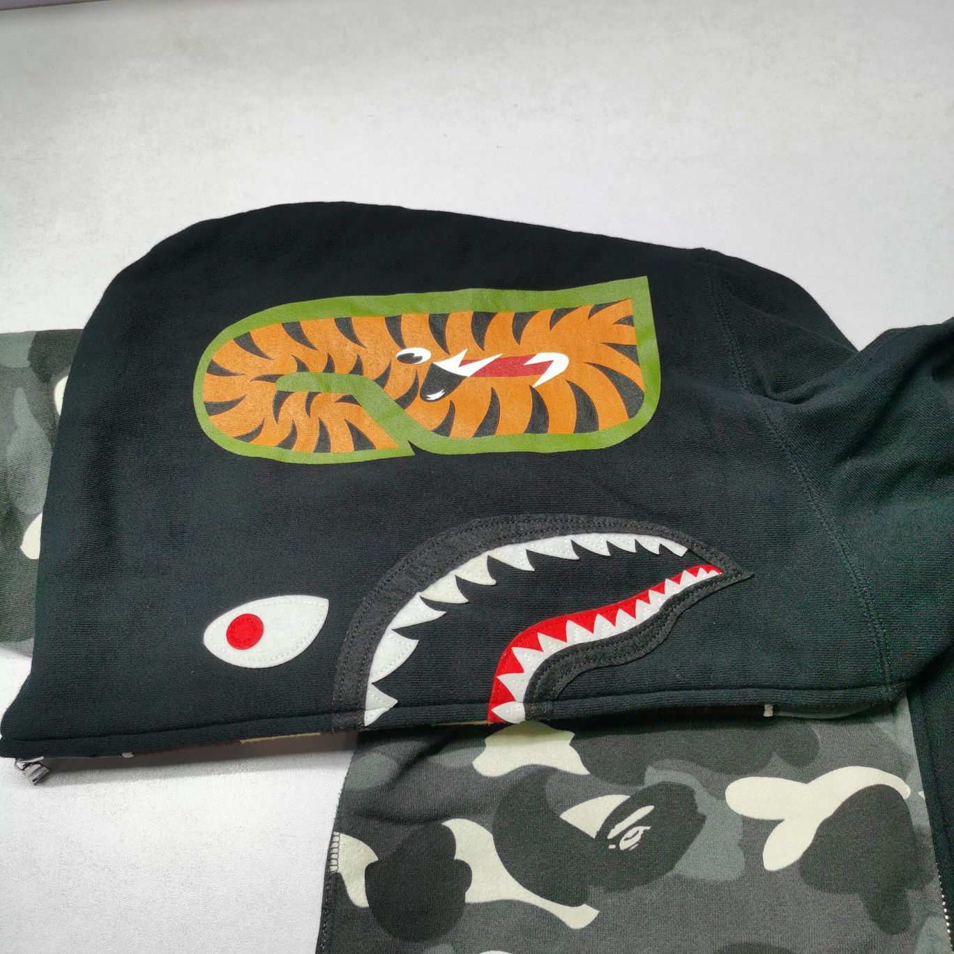 Bape A Bathing Ape Split Camo Full Zip Hoodie Size L Size US L / EU 52-54 / 3 - 14 Thumbnail