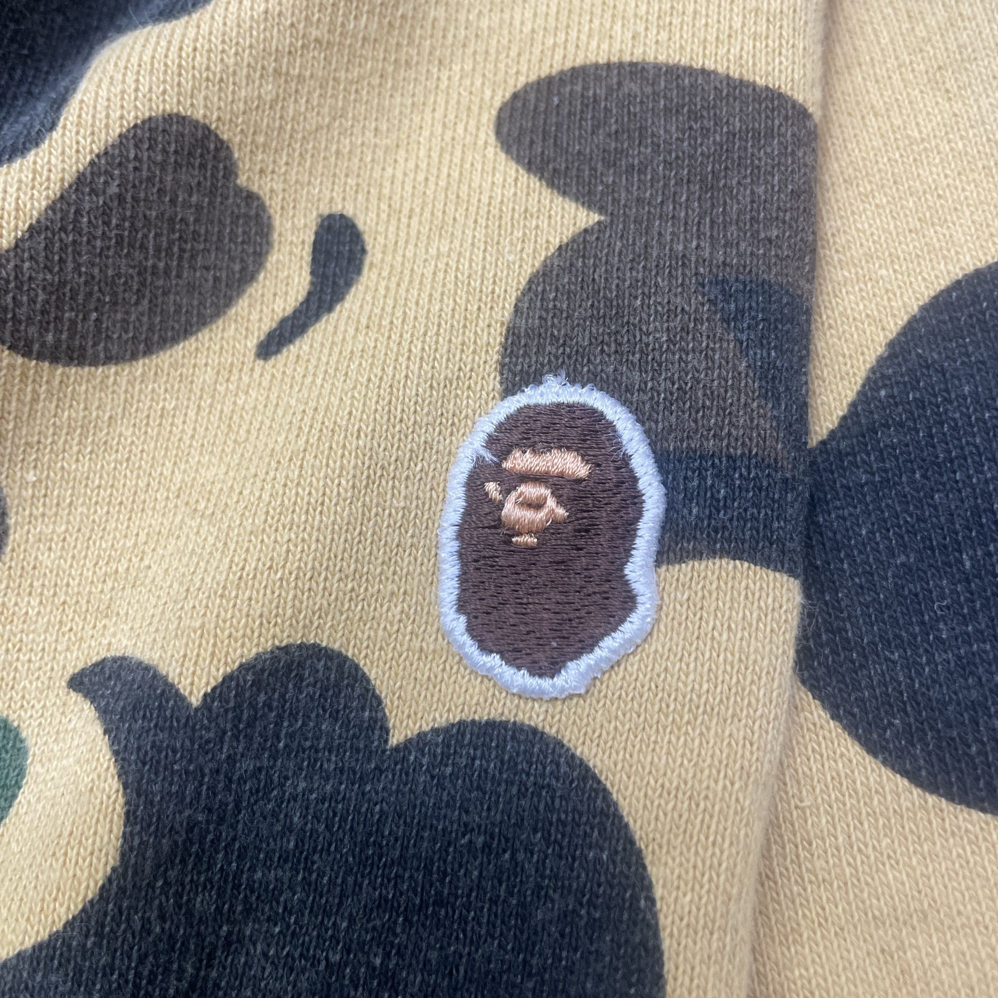 Bape A Bathing Ape Camo Hoodie Size S Size US S / EU 44-46 / 1 - 7 Thumbnail