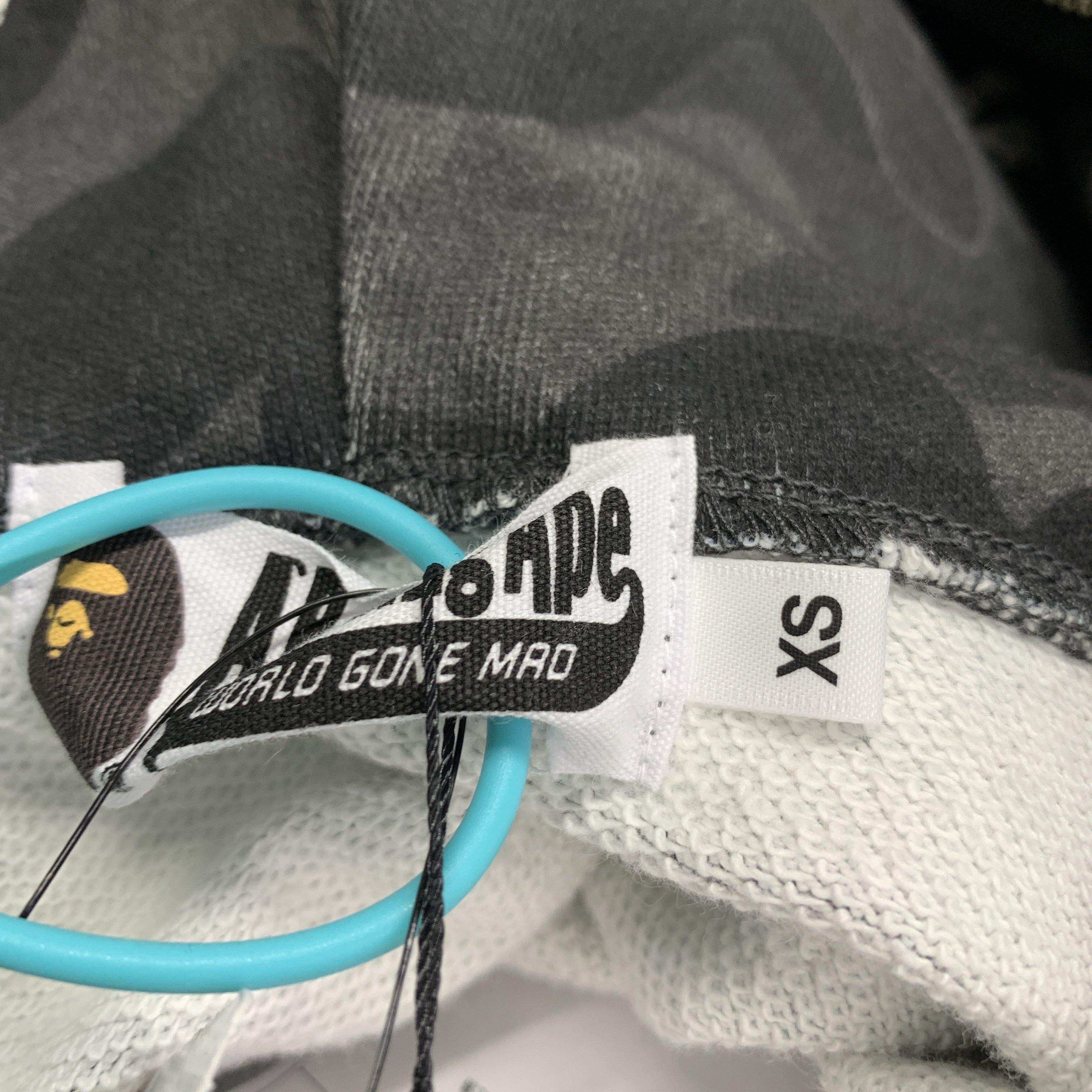 Bape A Bathing Ape x Sanrio Kuromi Camo Hoodie Size XS Size XS / US 0-2 / IT 36-38 - 2 Thumbnail