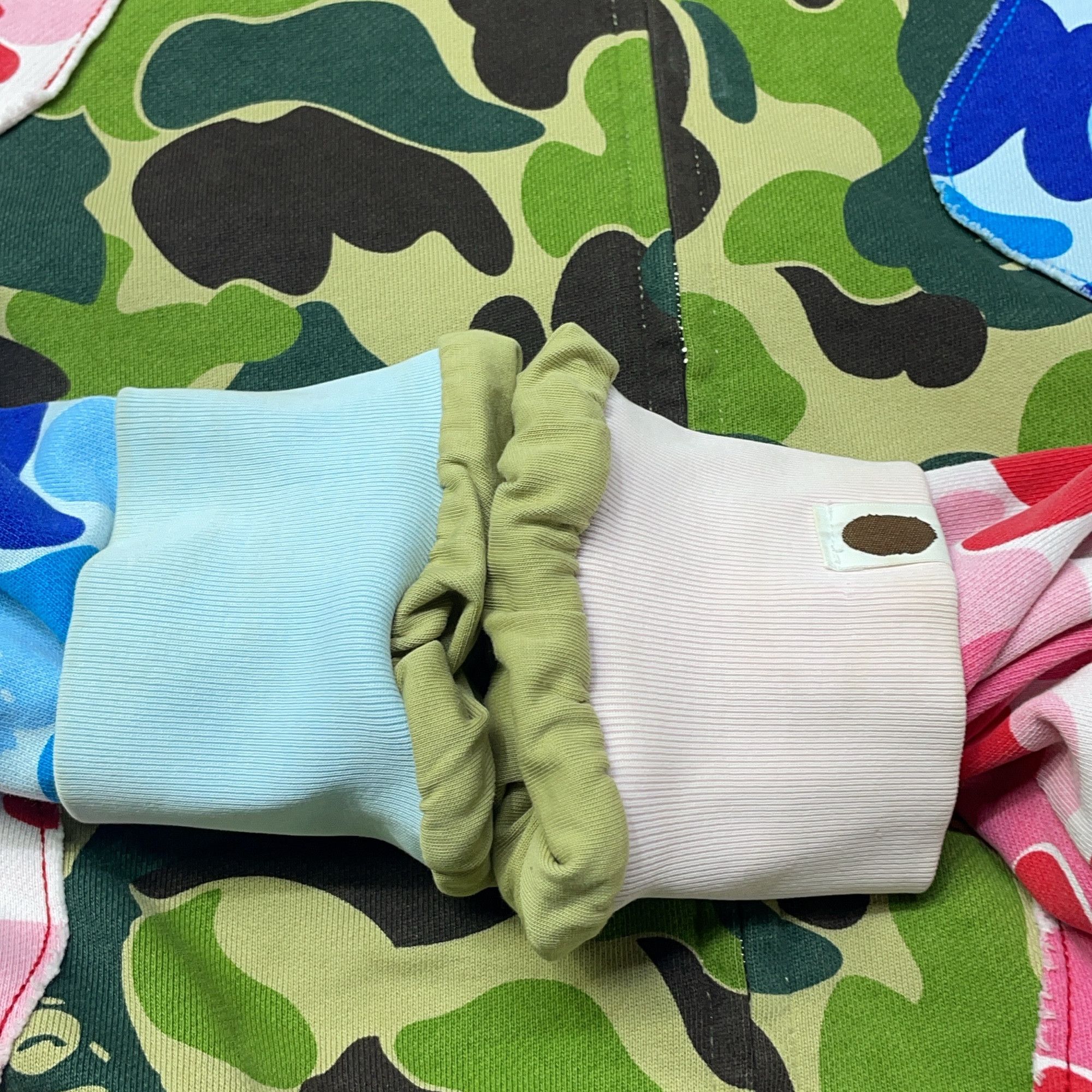 Bape A BATHING APE Patchwork Camo Hoodie Size XL Size US XL / EU 56 / 4 - 11 Thumbnail
