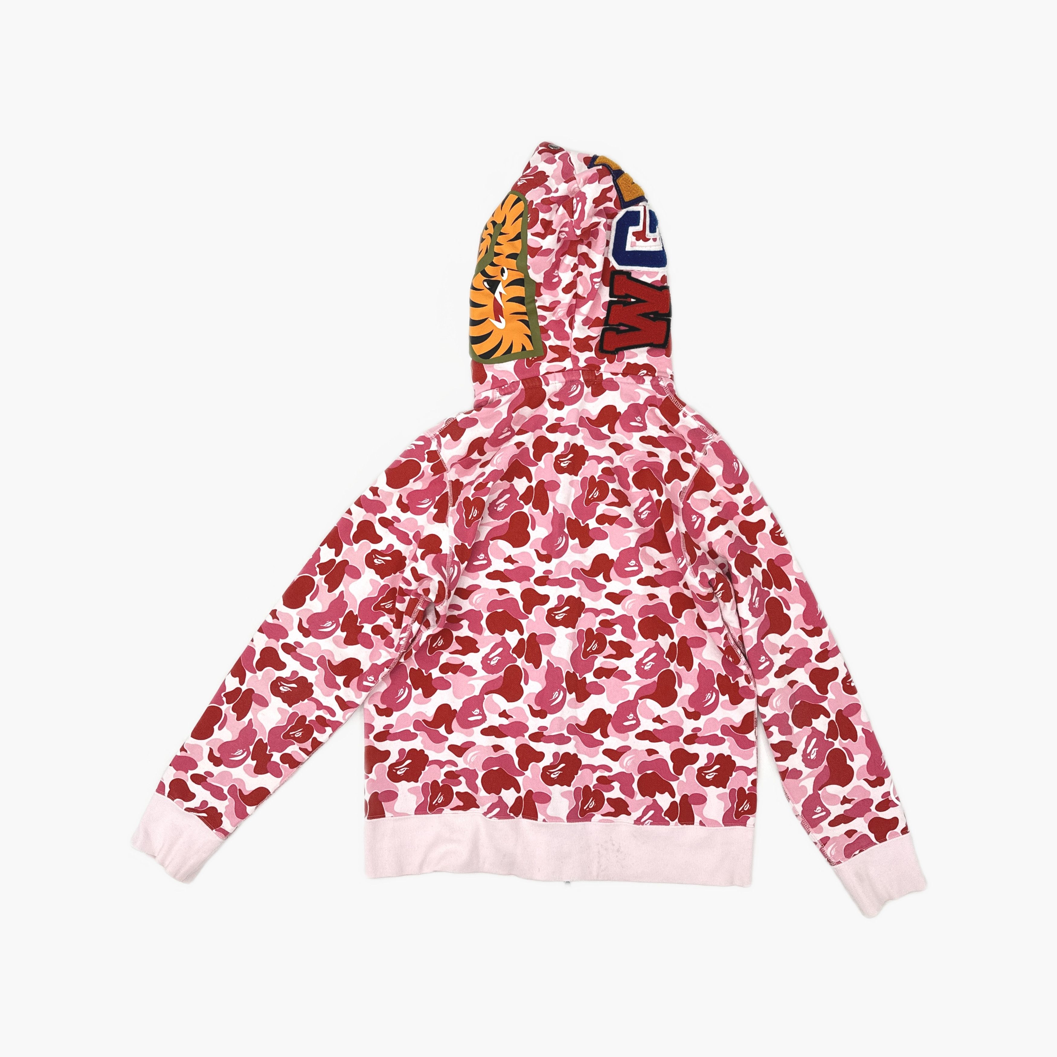 Bape A Bathing Ape Pink Camo Shark Hoodie Size M Size US M / EU 48-50 / 2 - 2 Thumbnail