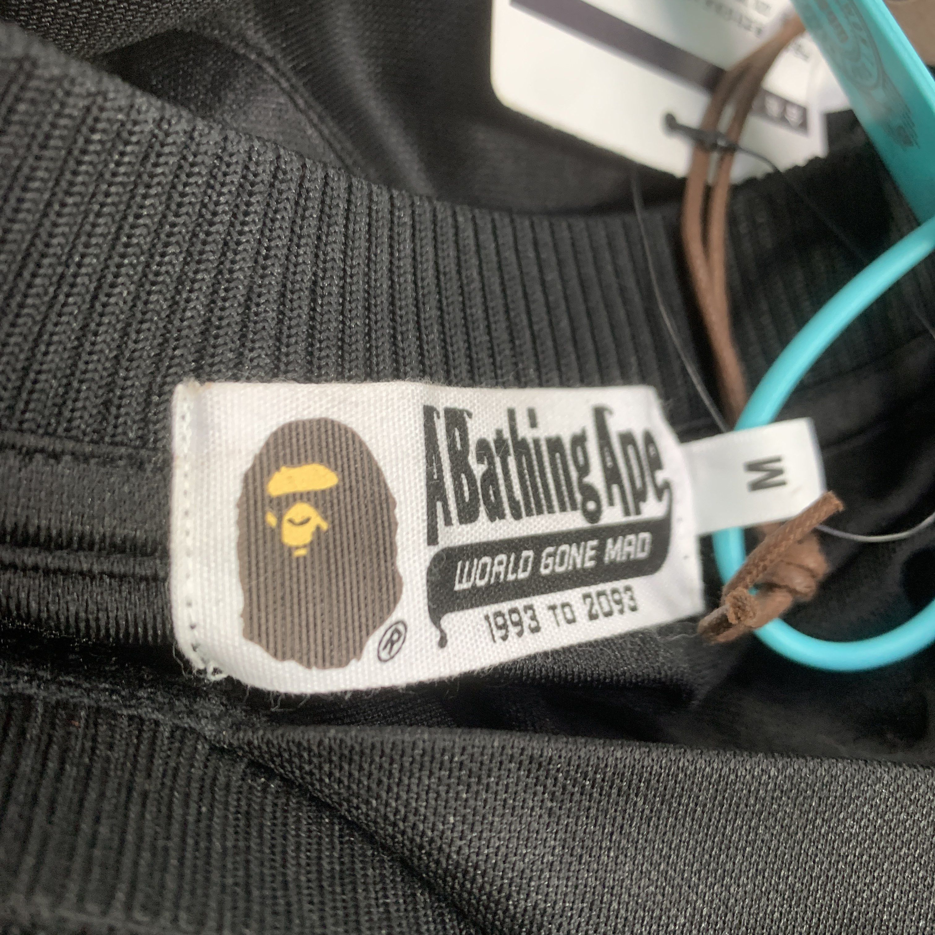 Bape A Bathing Ape Logo Hockey Jersey Size M Size US M / EU 48-50 / 2 - 2 Thumbnail