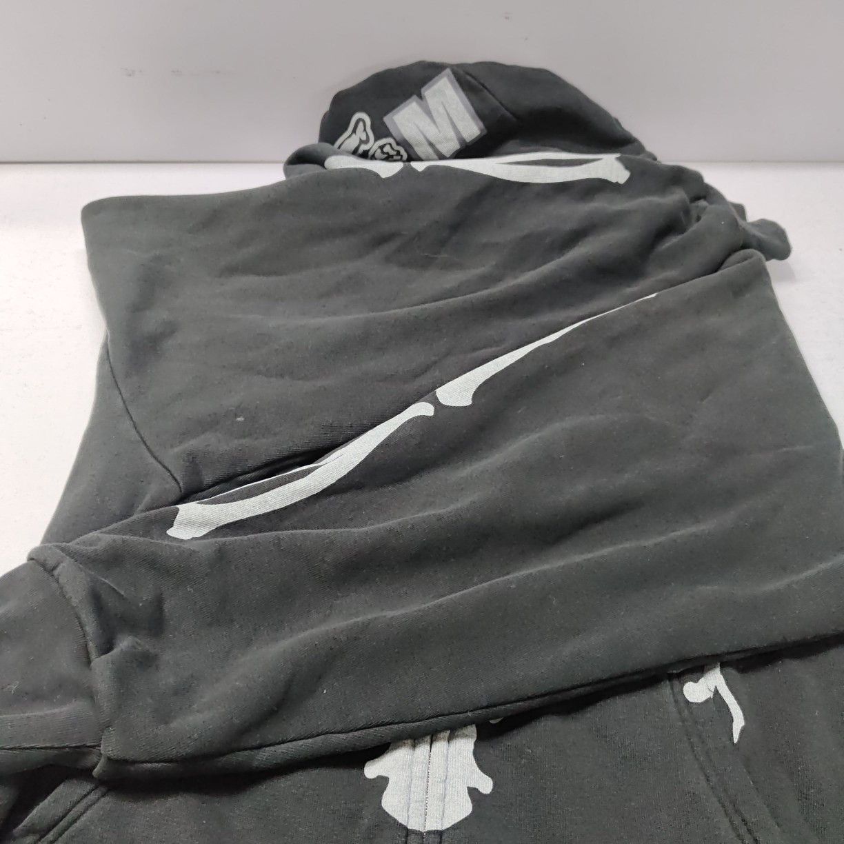 Bape A BATHING APE Skeleton Zip Hoodie Size L Size US L / EU 52-54 / 3 - 13 Thumbnail