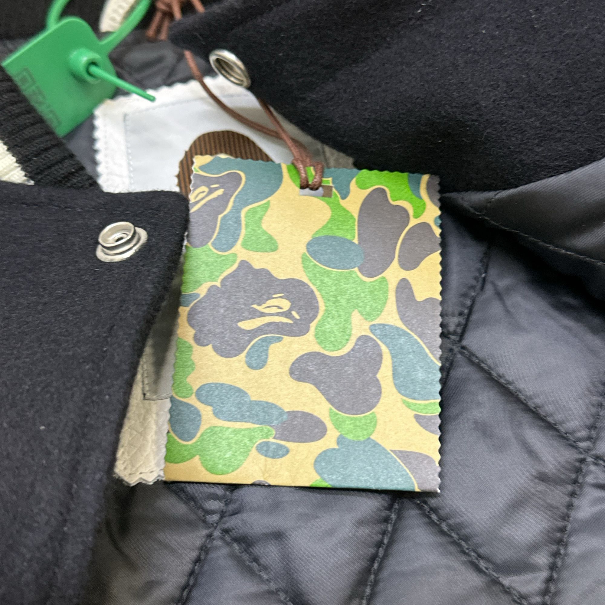 Bape A Bathing Ape Leather Sleeve Varsity Jacket XXL Size US XXL / EU 58 / 5 - 4 Thumbnail