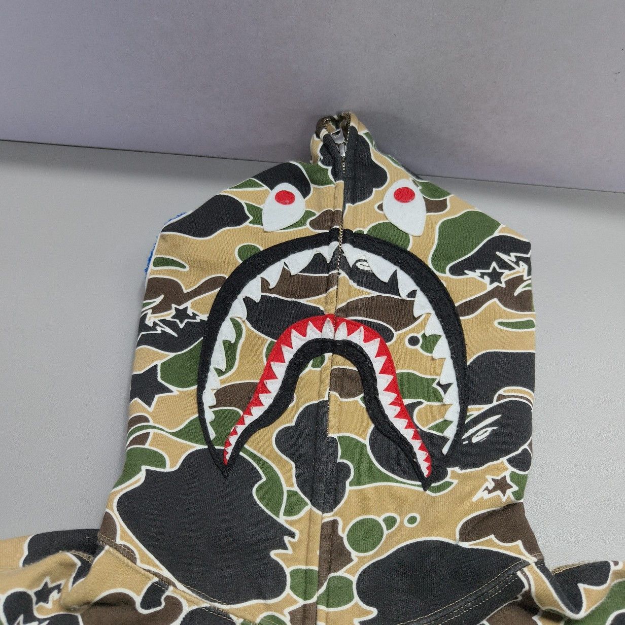 Bape A BATHING APE Camo Shark Zip Hoodie Size S Size US S / EU 44-46 / 1 - 8 Thumbnail