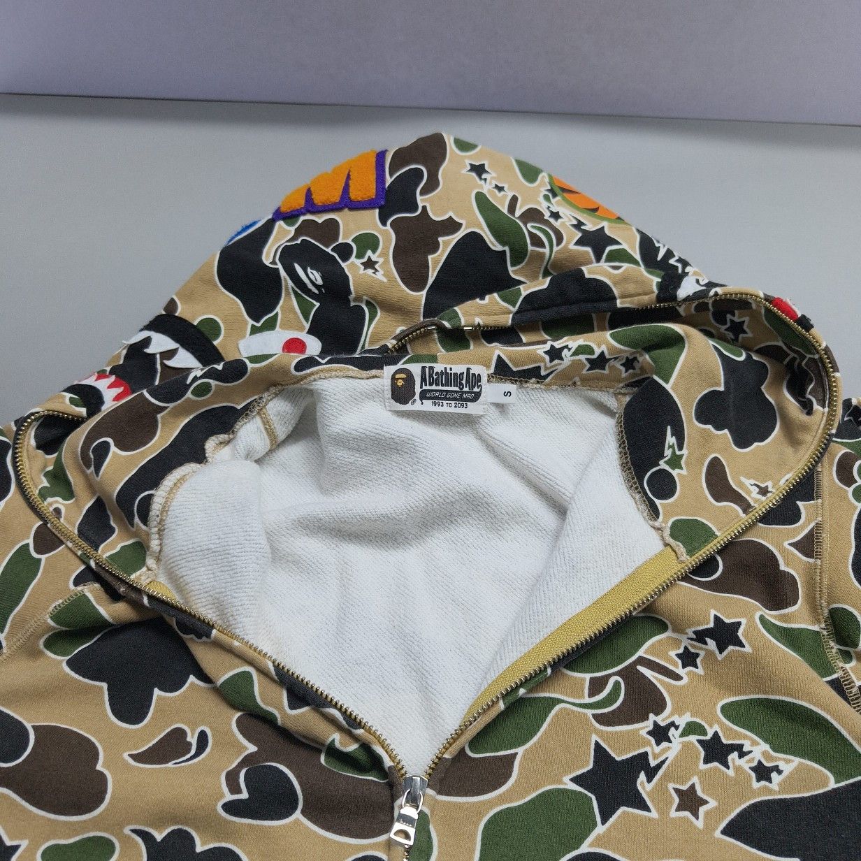 Bape A BATHING APE Camo Shark Zip Hoodie Size S Size US S / EU 44-46 / 1 - 9 Thumbnail