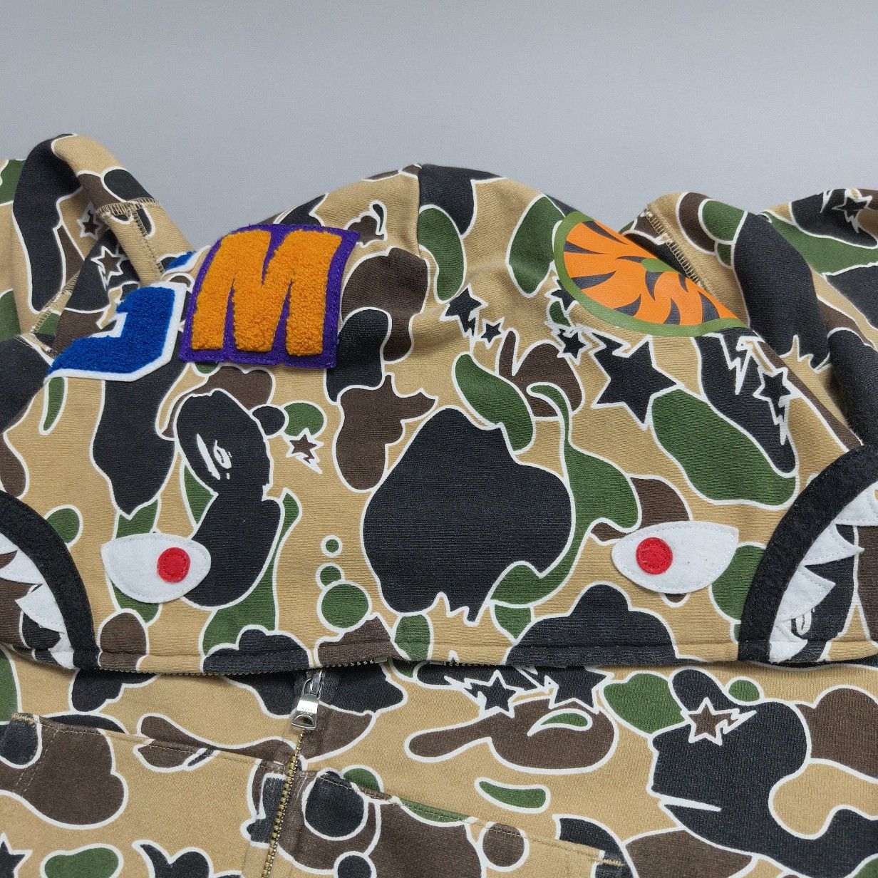 Bape A BATHING APE Camo Shark Zip Hoodie Size S Size US S / EU 44-46 / 1 - 7 Thumbnail