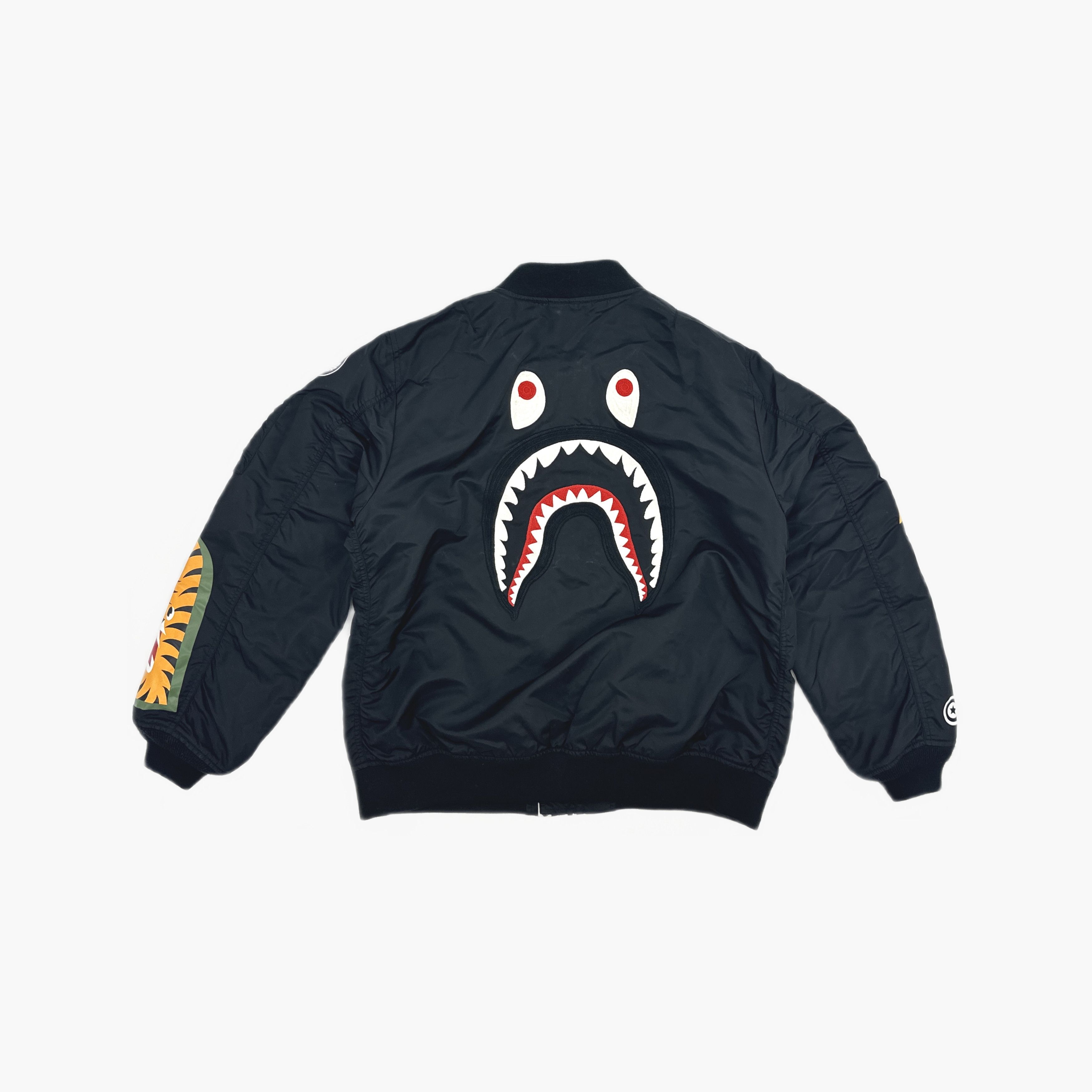 Bape A Bathing Ape Shark Tiger Bomber Jacket XL Size US XL / EU 56 / 4 - 2 Thumbnail