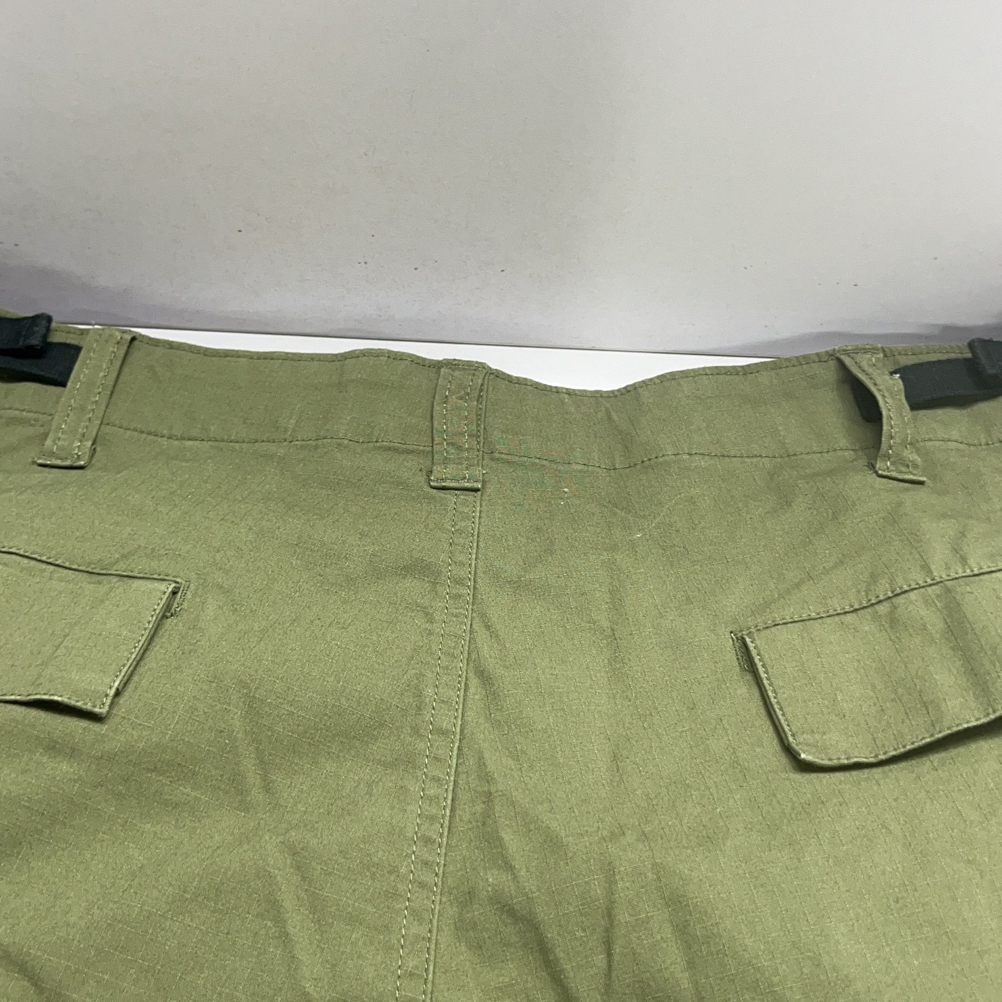 Bape A BATHING APE Shark Print Cargo Pants Size XL Size US 36 / EU 52 - 10 Thumbnail