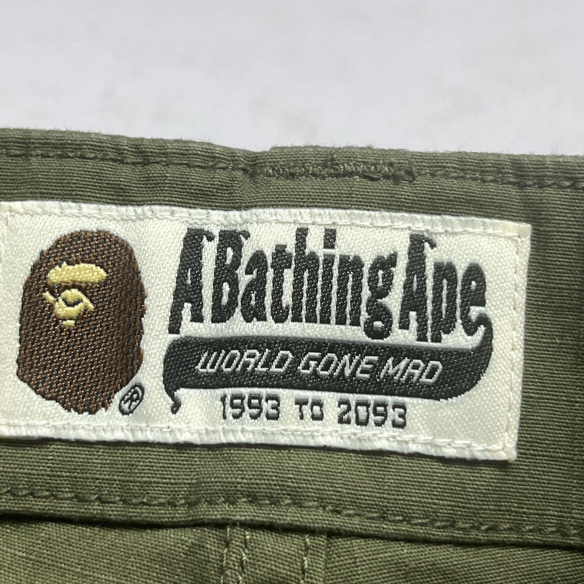 Bape A BATHING APE Shark Print Cargo Pants Size XL Size US 36 / EU 52 - 3 Thumbnail