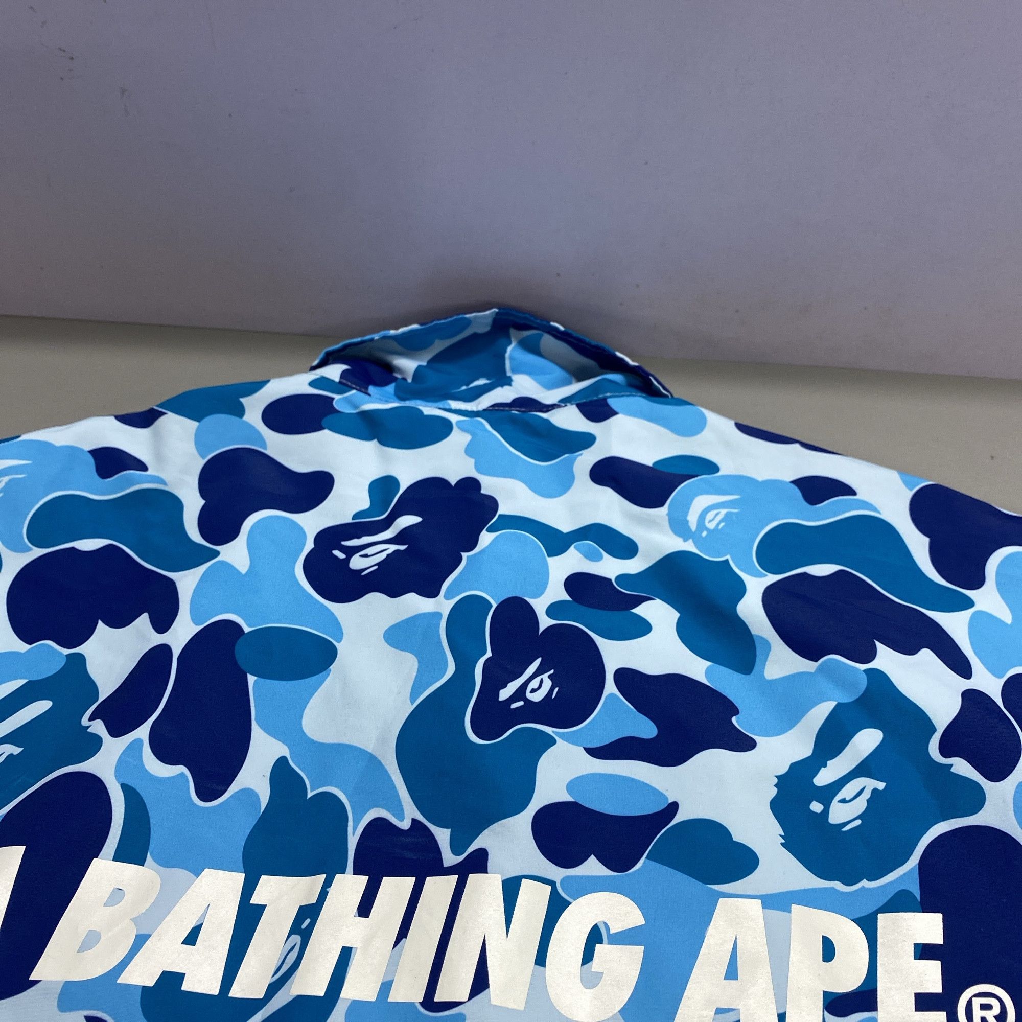 Bape A BATHING APE Blue Camo Coach Jacket Size L Size US L / EU 52-54 / 3 - 3 Thumbnail