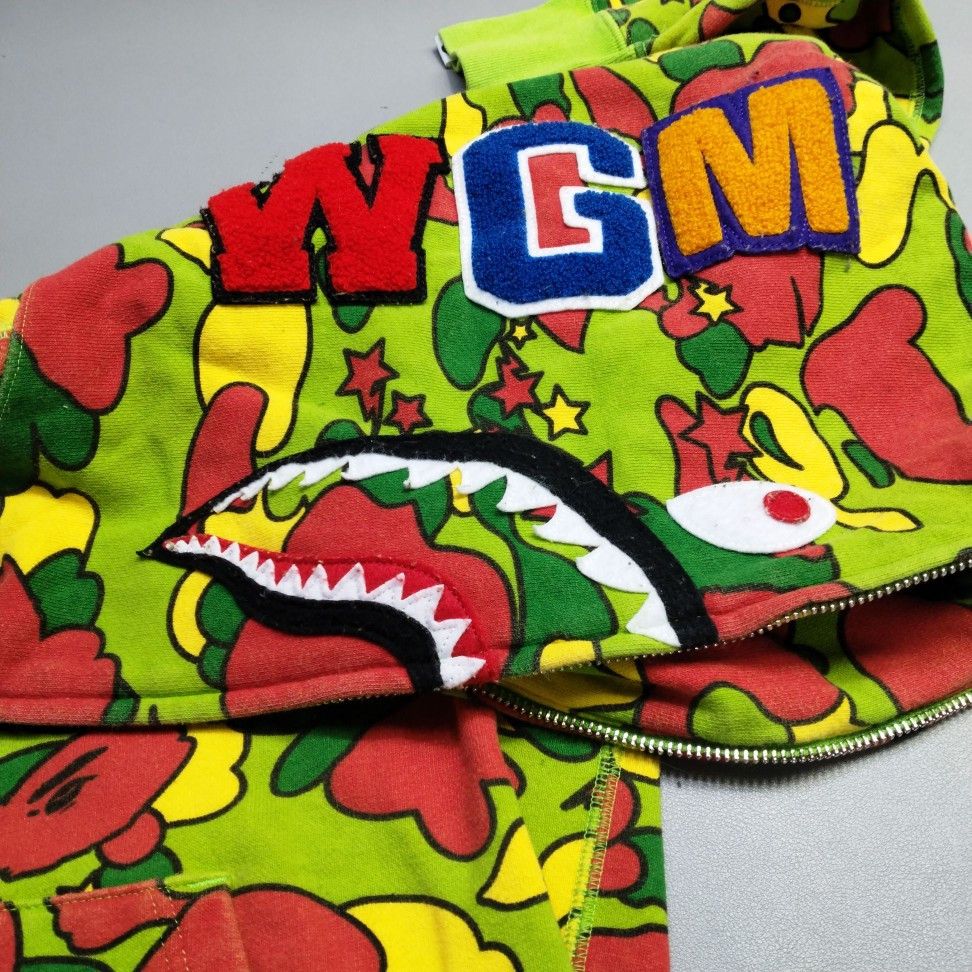 Bape BAPE Camo Shark Zip Hoodie Size S Size US S / EU 44-46 / 1 - 7 Thumbnail