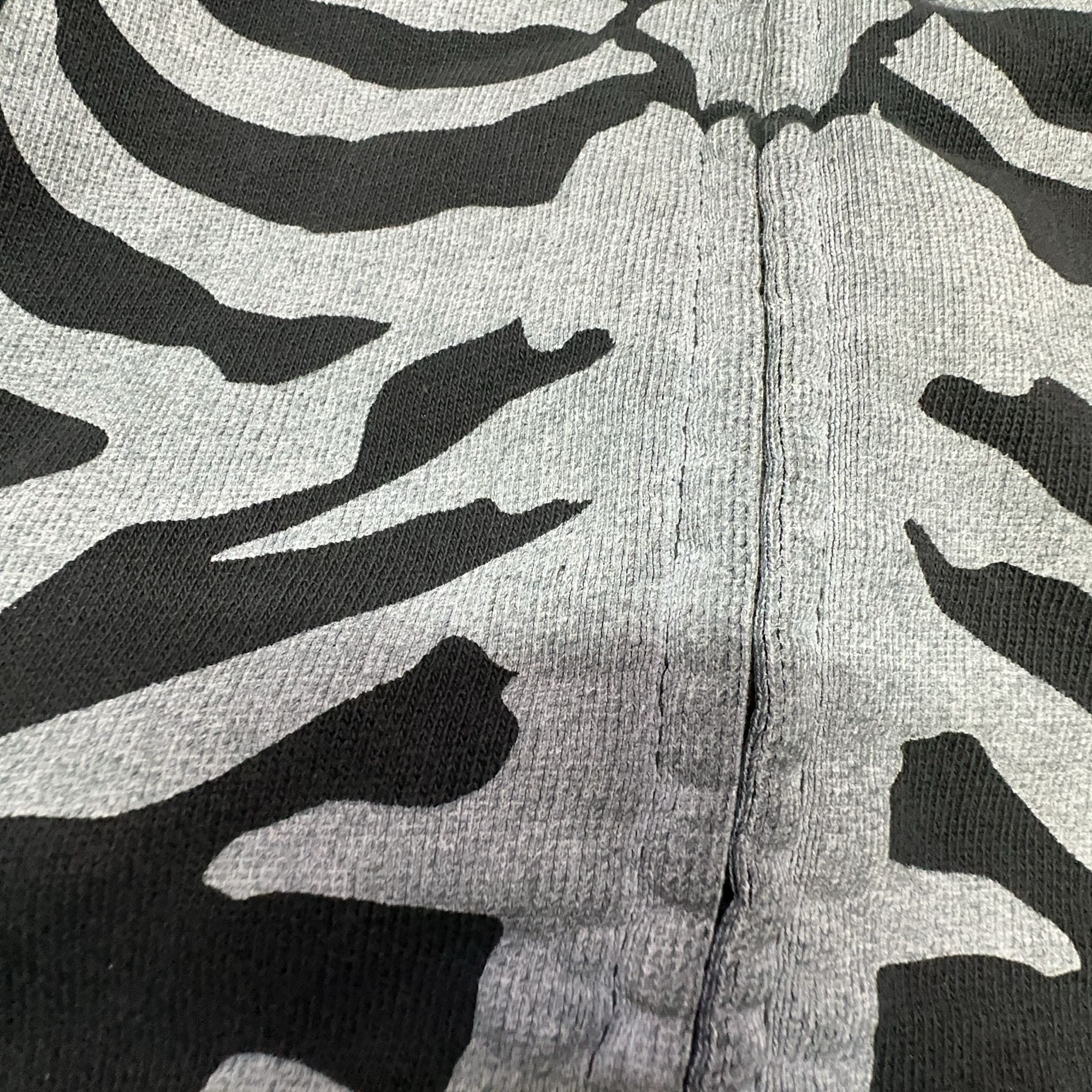 Bape A BATHING APE Skeleton Shark Full Zip Hoodie XXL Size US XXL / EU 58 / 5 - 6 Thumbnail
