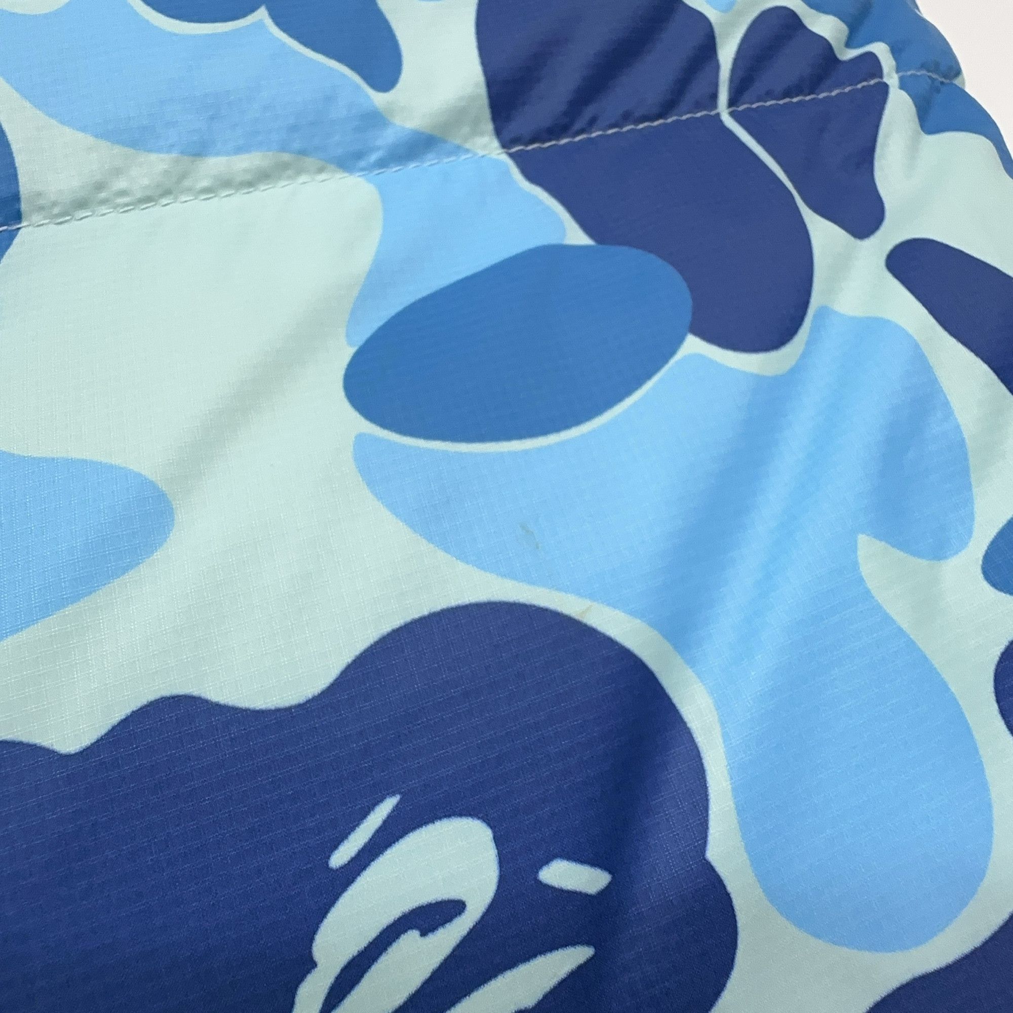 Bape A Bathing Ape ABC Camo Down Jacket Size L Size US L / EU 52-54 / 3 - 13 Thumbnail