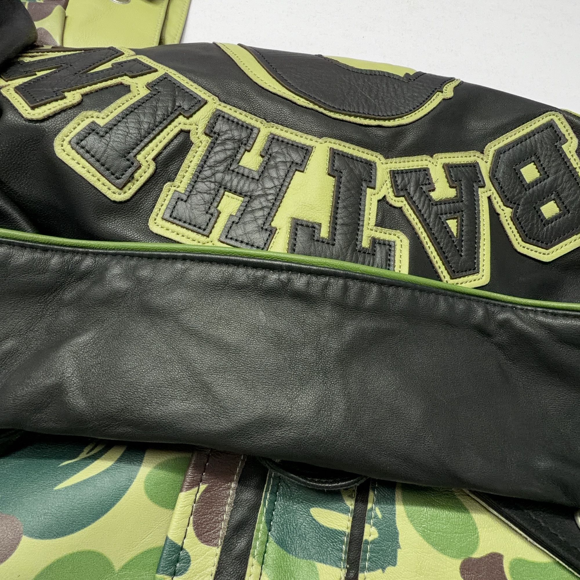 Bape BAPE x Jeff Hamilton Camo Leather Jacket Size L Size US L / EU 52-54 / 3 - 8 Thumbnail