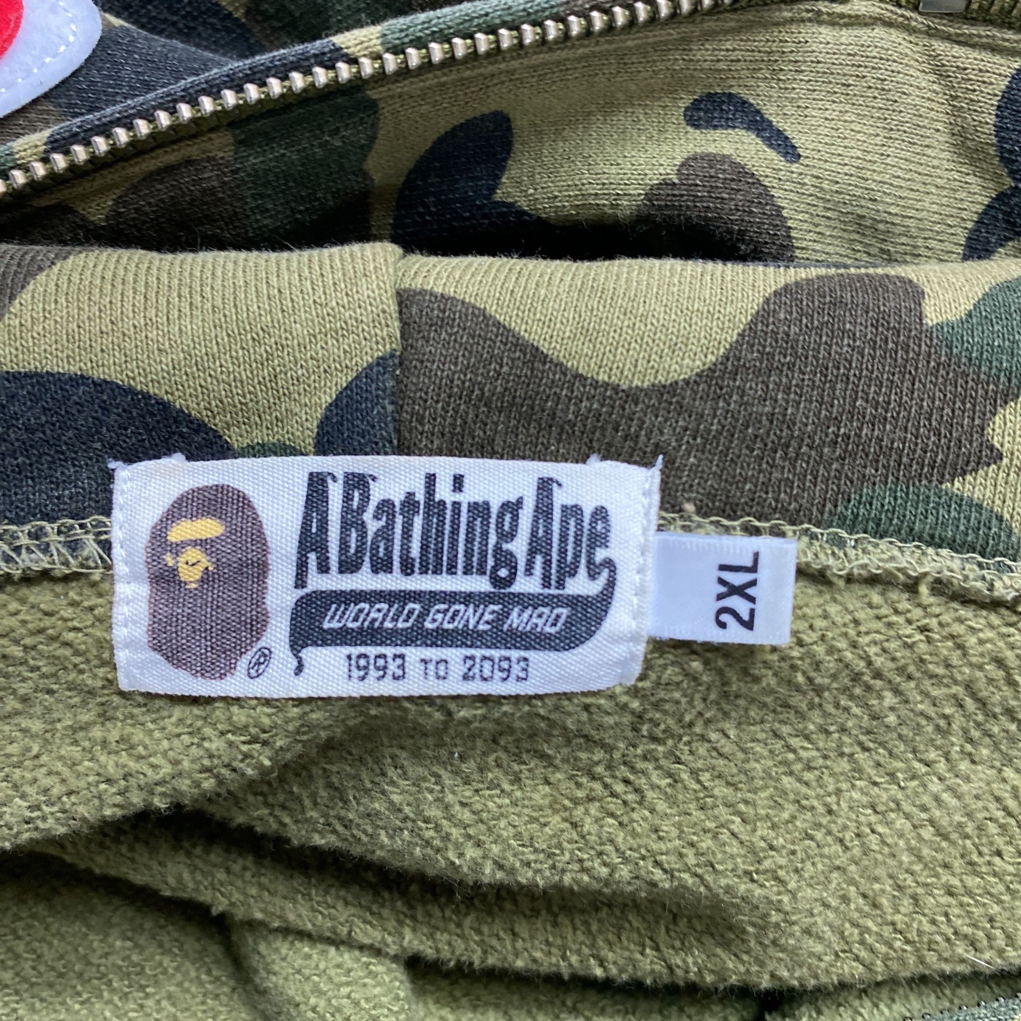 Bape A Bathing Ape Camo Shark Hoodie XXL Size US XXL / EU 58 / 5 - 4 Thumbnail