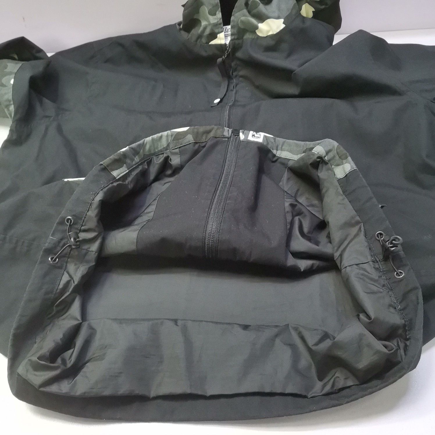 Bape A Bathing Ape Shark Camo Light Jacket Size M Size US M / EU 48-50 / 2 - 11 Thumbnail