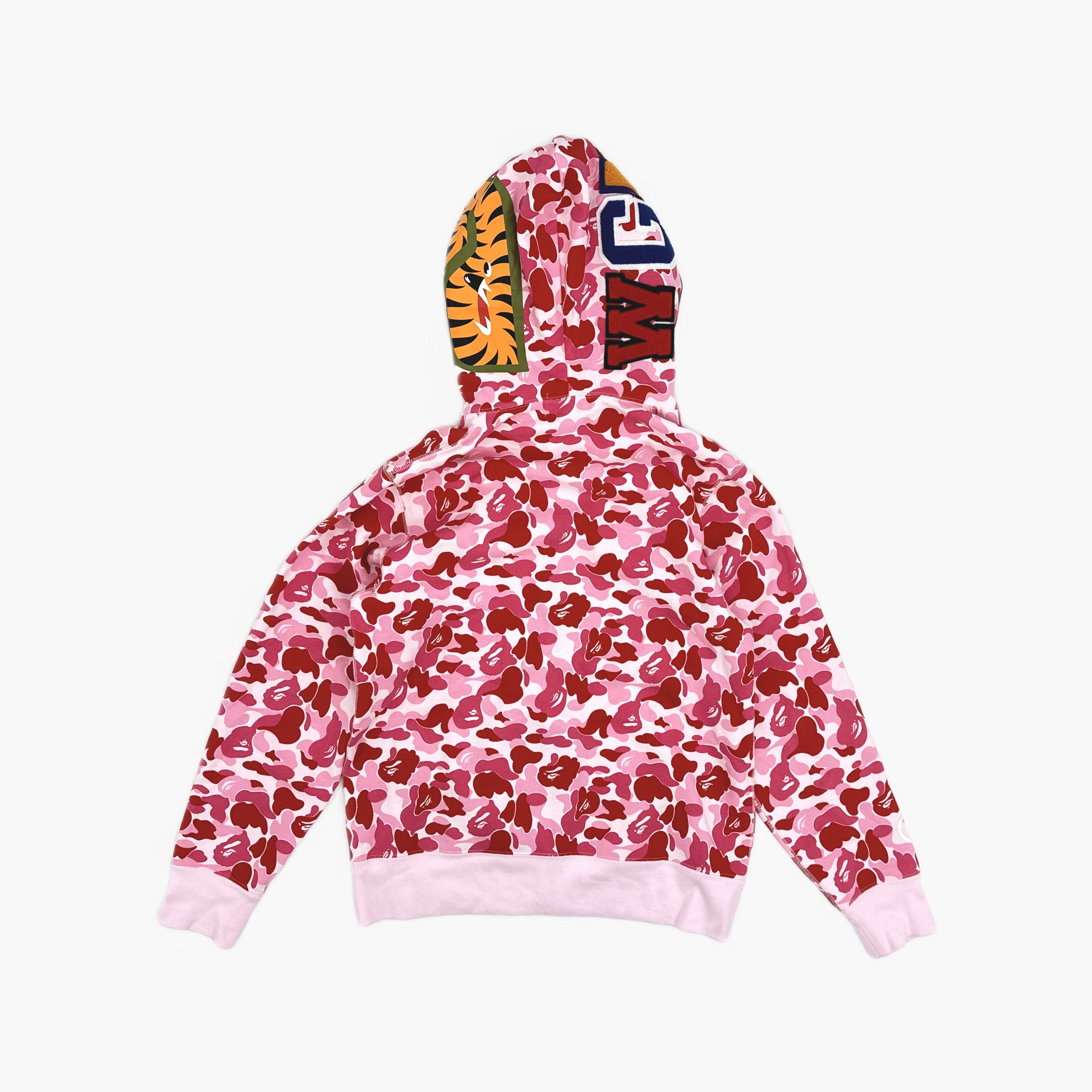 Bape A Bathing Ape Pink Camo Shark Hoodie Size M Size US M / EU 48-50 / 2 - 2 Thumbnail