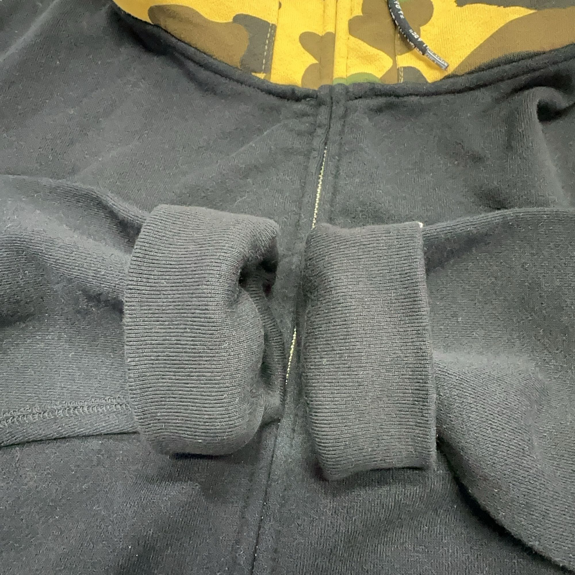 Bape A Bathing Ape Camo Hood Zip Hoodie Size L Size US L / EU 52-54 / 3 - 8 Thumbnail