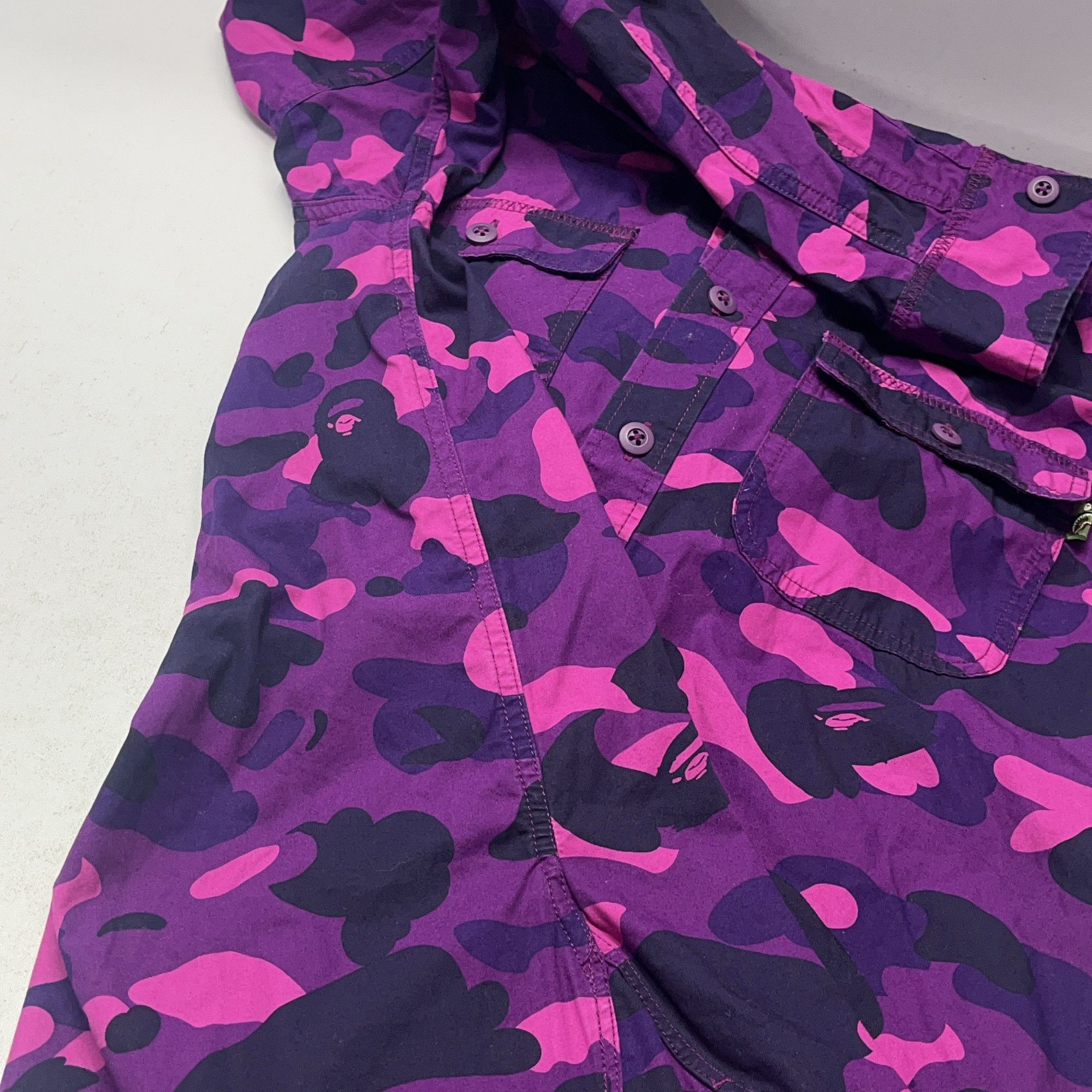 Bape A BATHING APE Purple Camo Shark Hooded Shirt Size M Size US M / EU 48-50 / 2 - 12 Thumbnail