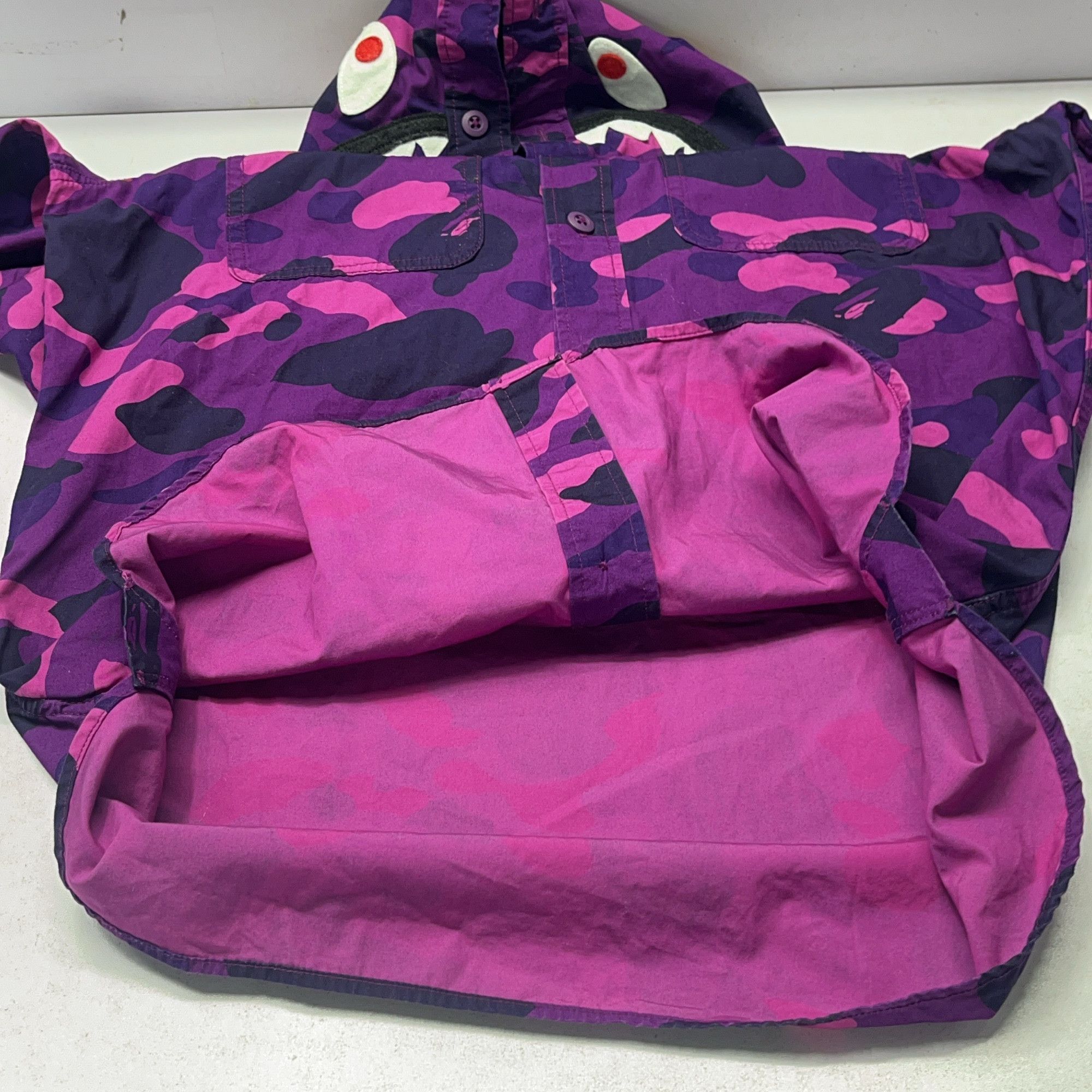 Bape A BATHING APE Purple Camo Shark Hooded Shirt Size M Size US M / EU 48-50 / 2 - 9 Thumbnail
