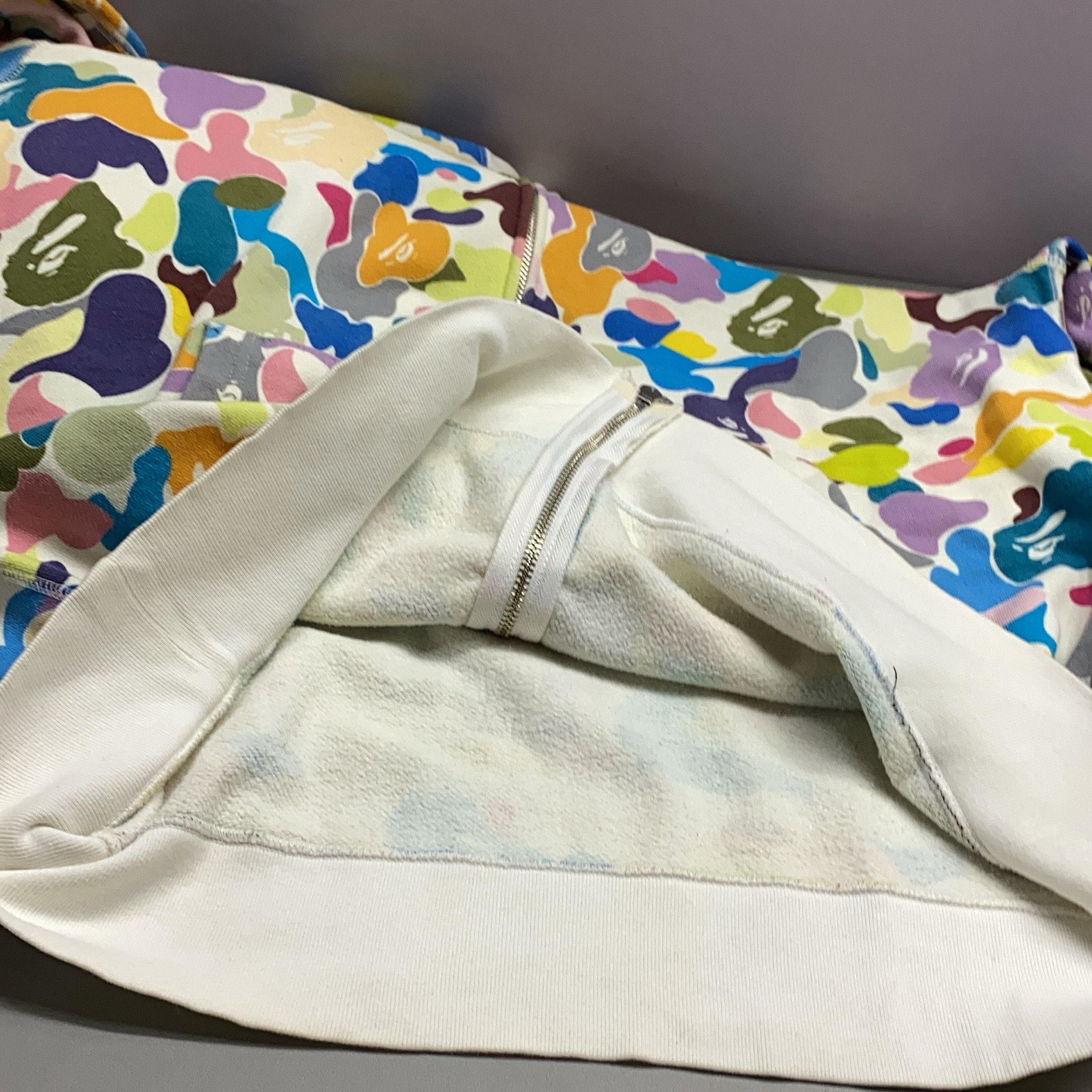 Bape A Bathing Ape Multi-Color Camo Shark Hoodie Size XXL Size US XXL / EU 58 / 5 - 20 Thumbnail