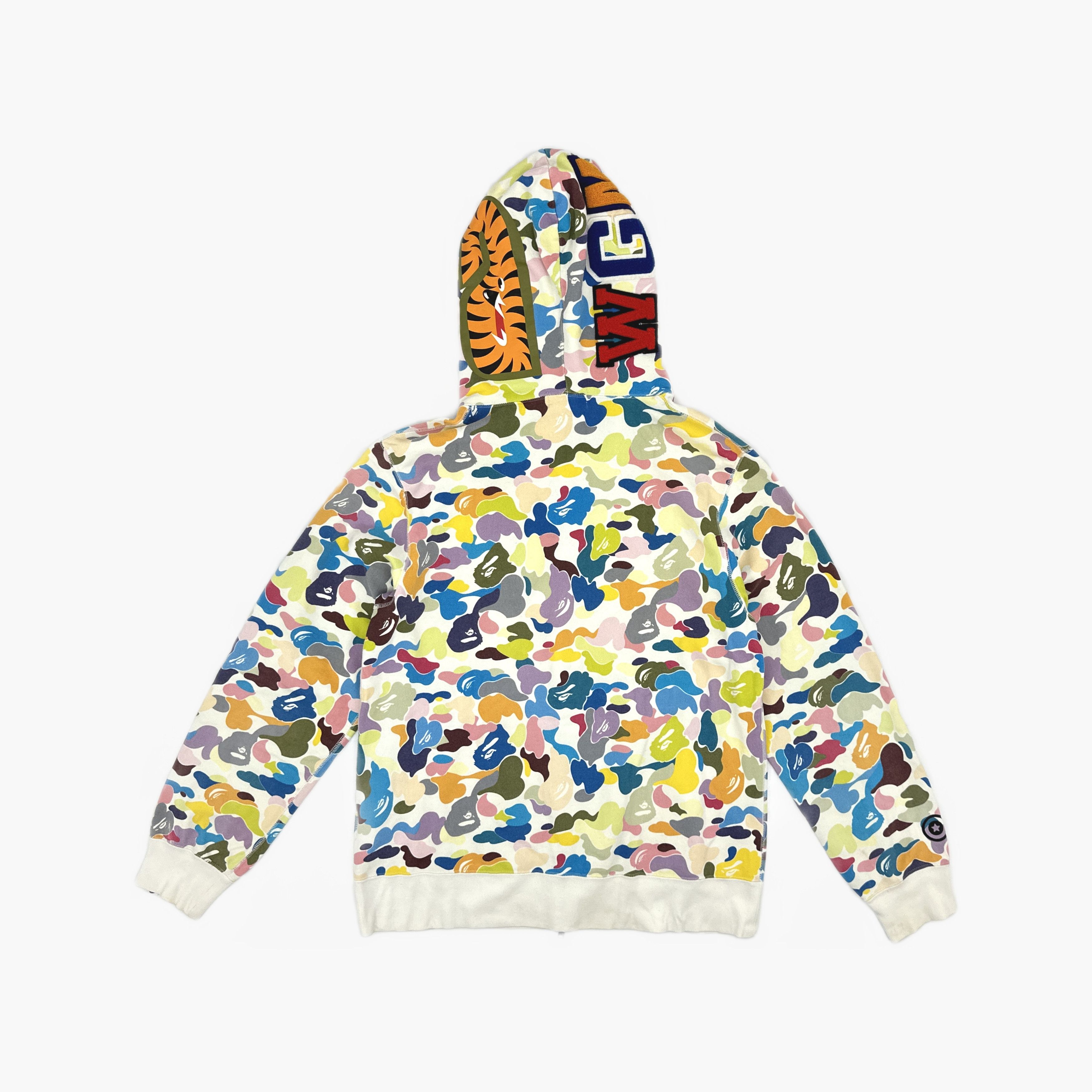 Bape A Bathing Ape Multi-Color Camo Shark Hoodie Size XXL Size US XXL / EU 58 / 5 - 2 Thumbnail
