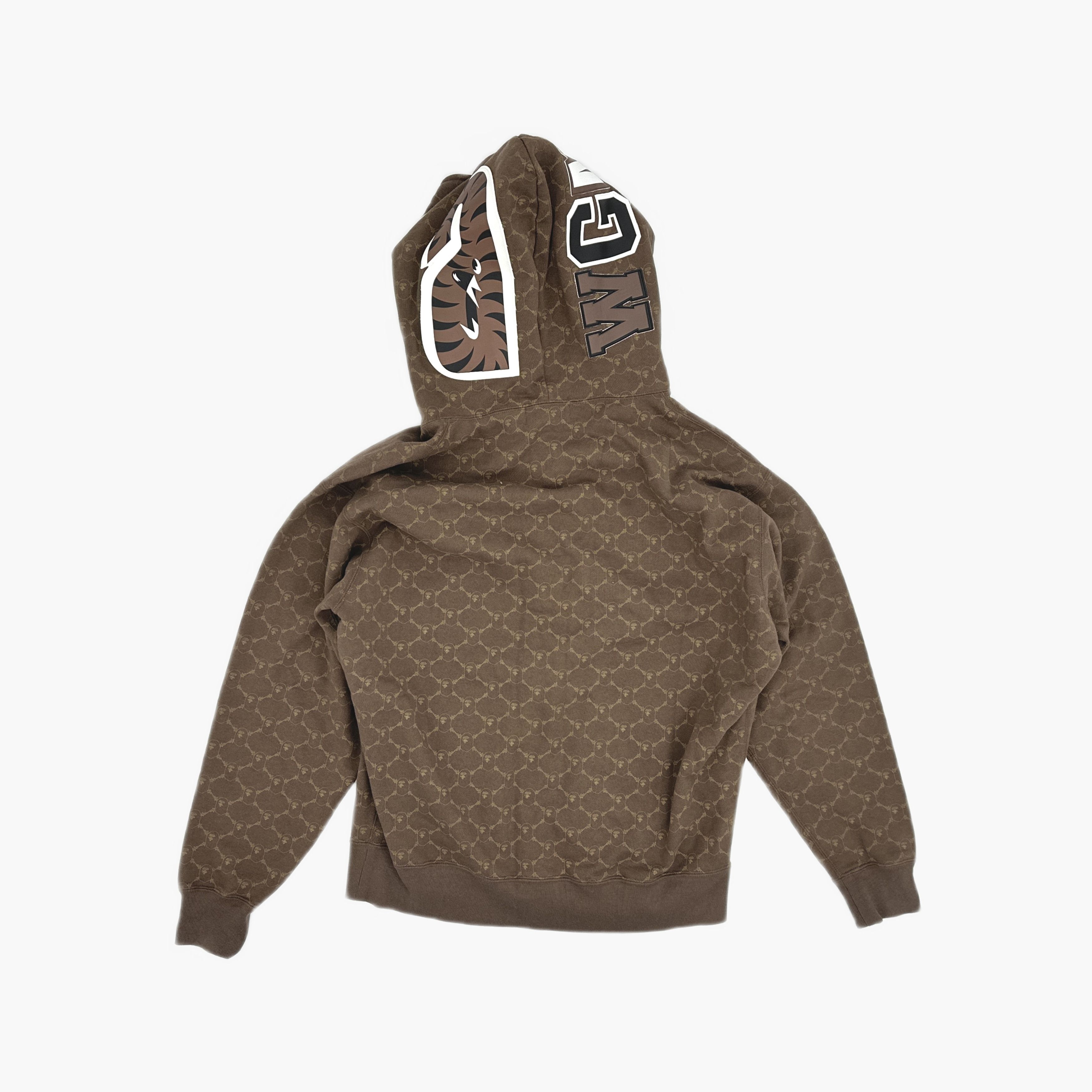 Bape A Bathing Ape Monogram Shark Hoodie Size M Size US M / EU 48-50 / 2 - 2 Thumbnail