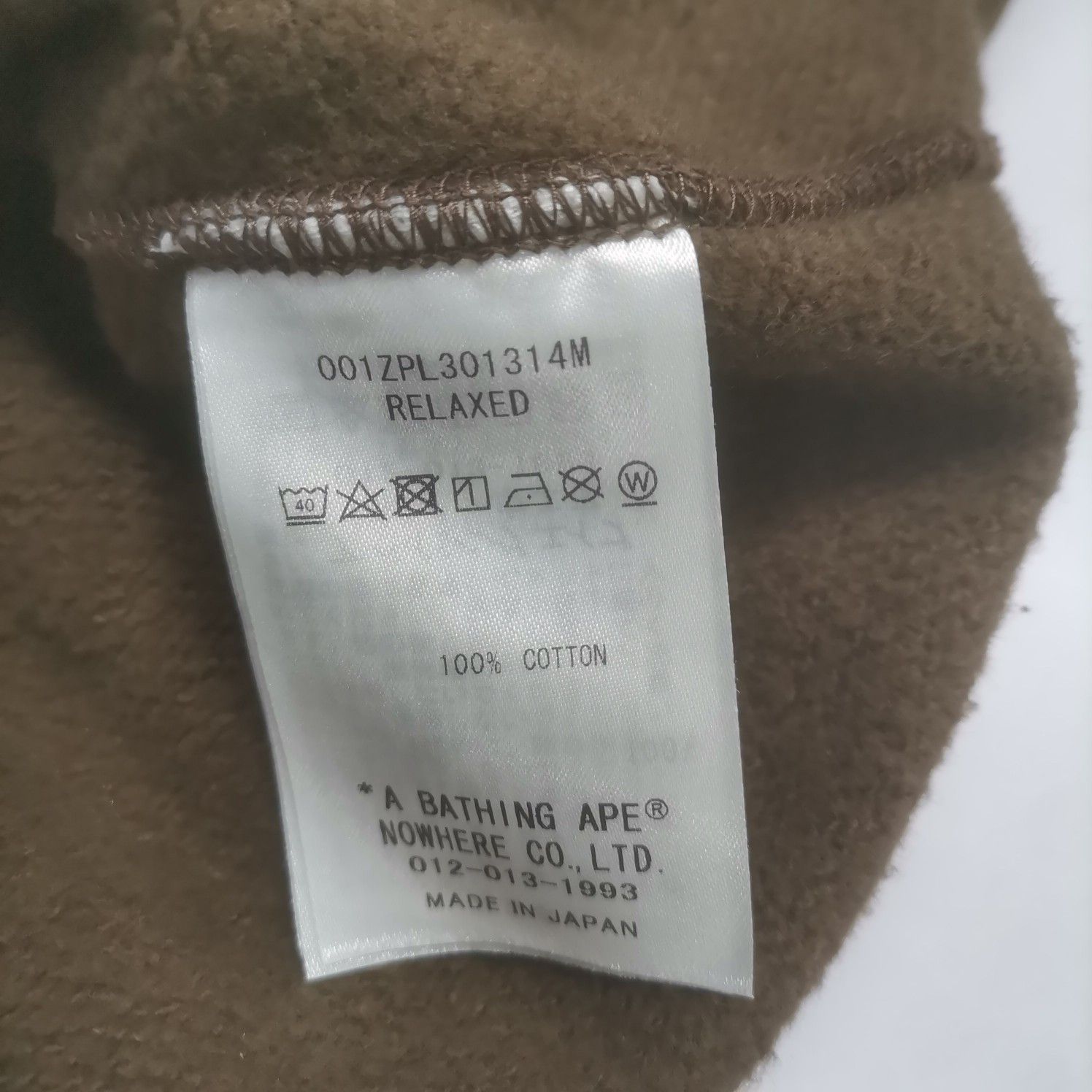 Bape A Bathing Ape Monogram Shark Hoodie Size M Size US M / EU 48-50 / 2 - 4 Thumbnail