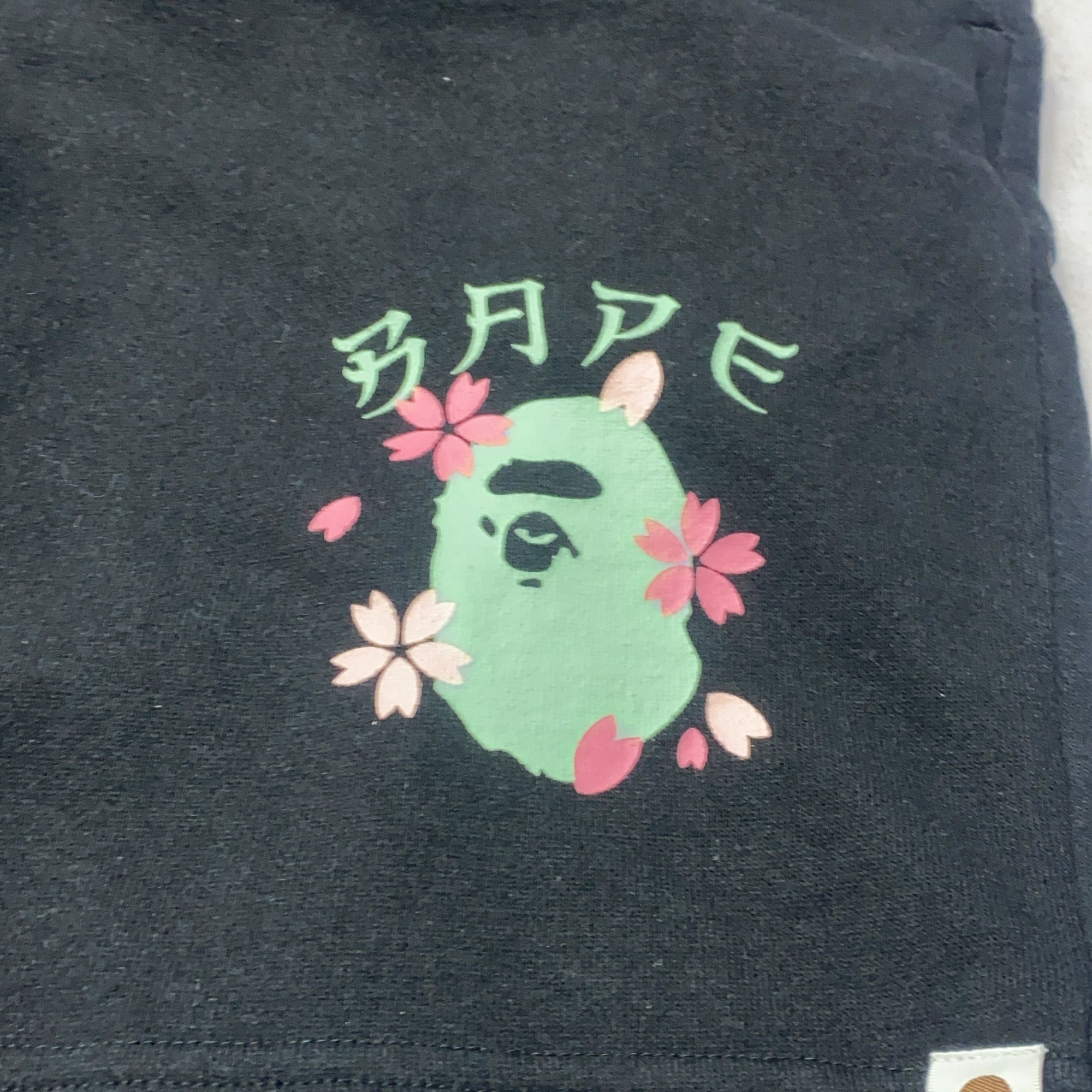 Bape A Bathing Ape Sakura Sweat Shorts Black Size L Size US 34 / EU 50 - 7 Thumbnail