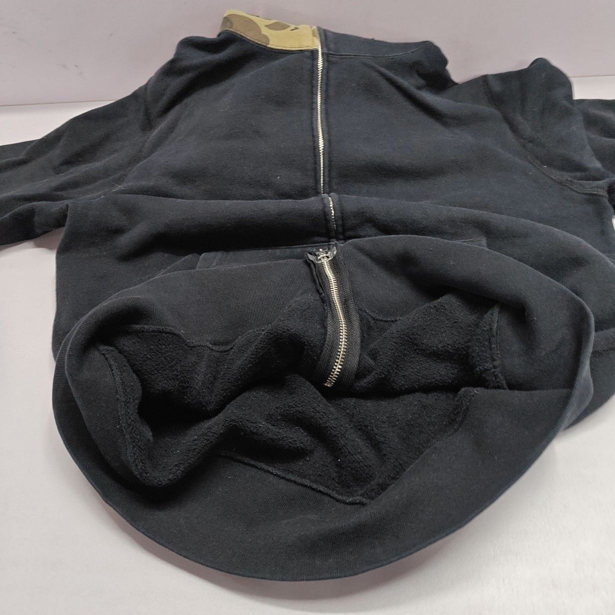 Bape A Bathing Ape 10th Anniversary Shark Hoodie Size L Size US L / EU 52-54 / 3 - 13 Thumbnail