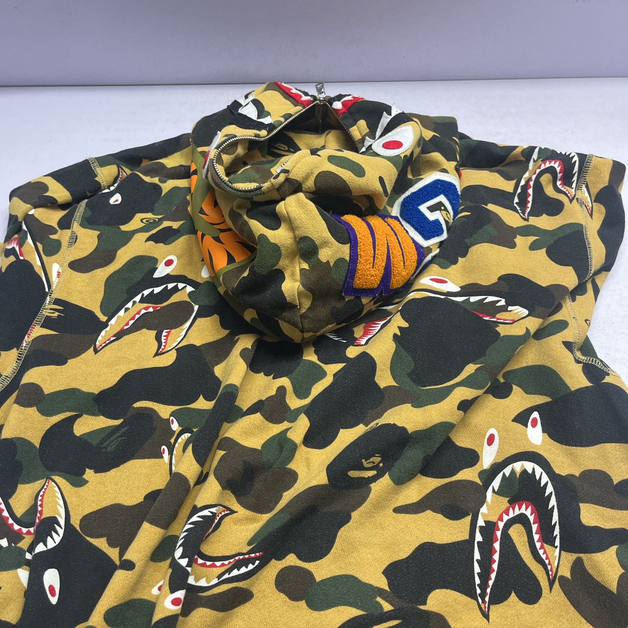 Bape A Bathing Ape Camo Shark Full Zip Hoodie Size L Size US L / EU 52-54 / 3 - 5 Thumbnail