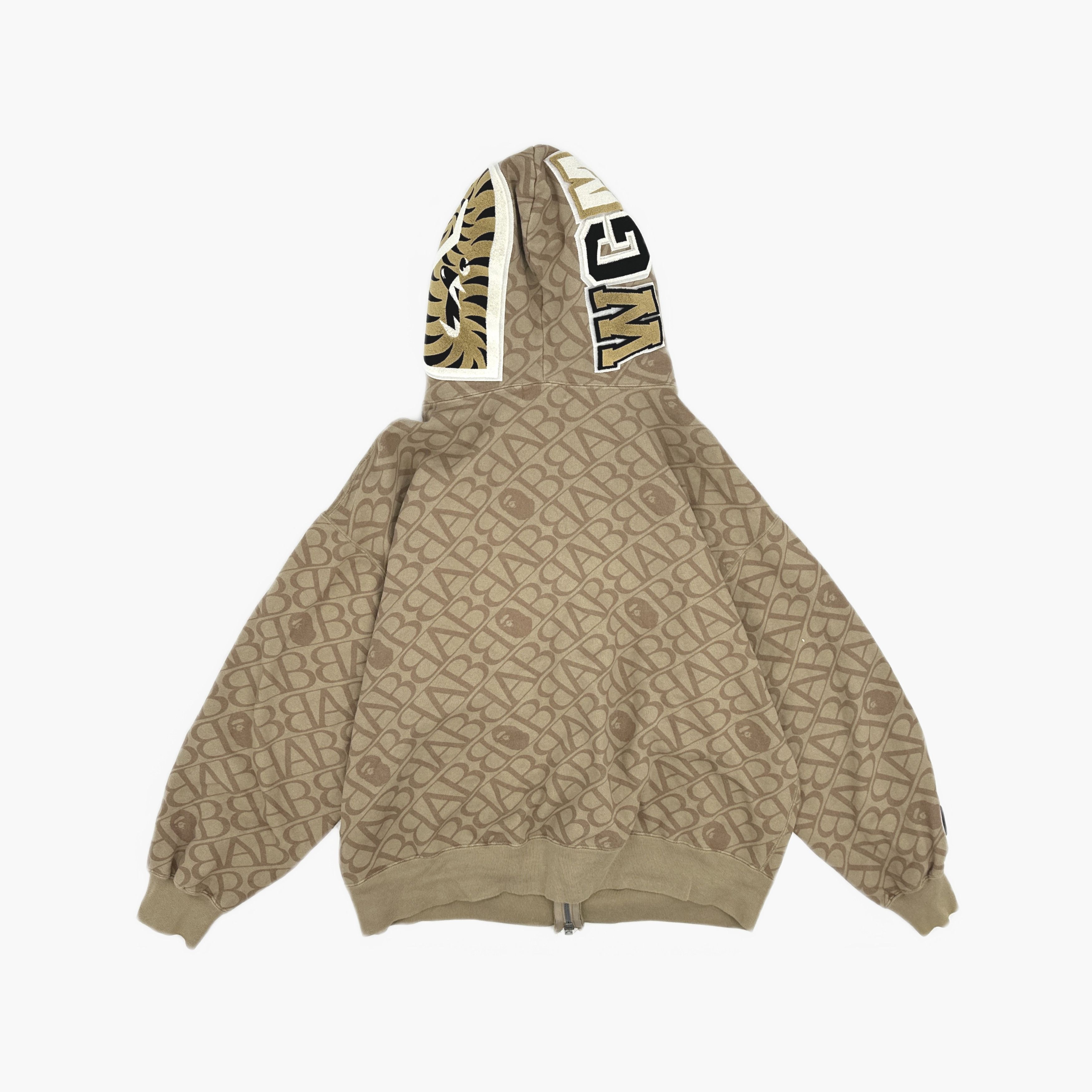 Bape A Bathing Ape Logo Shark Hoodie Size L Size US L / EU 52-54 / 3 - 2 Thumbnail
