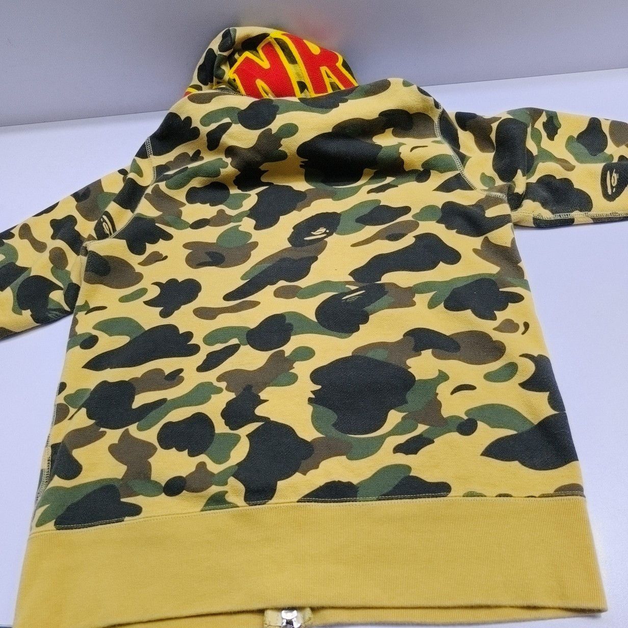 Bape A Bathing Ape Camo Shark Hoodie Size S Size US S / EU 44-46 / 1 - 12 Thumbnail