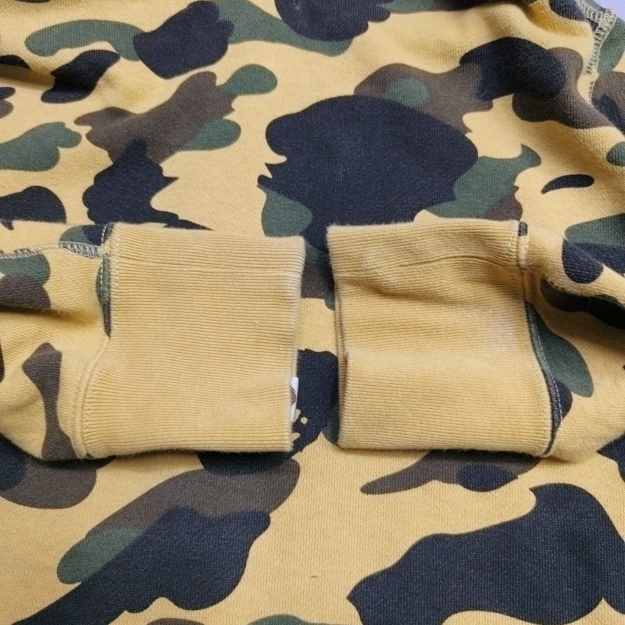 Bape A Bathing Ape Camo Shark Hoodie Size S Size US S / EU 44-46 / 1 - 9 Thumbnail