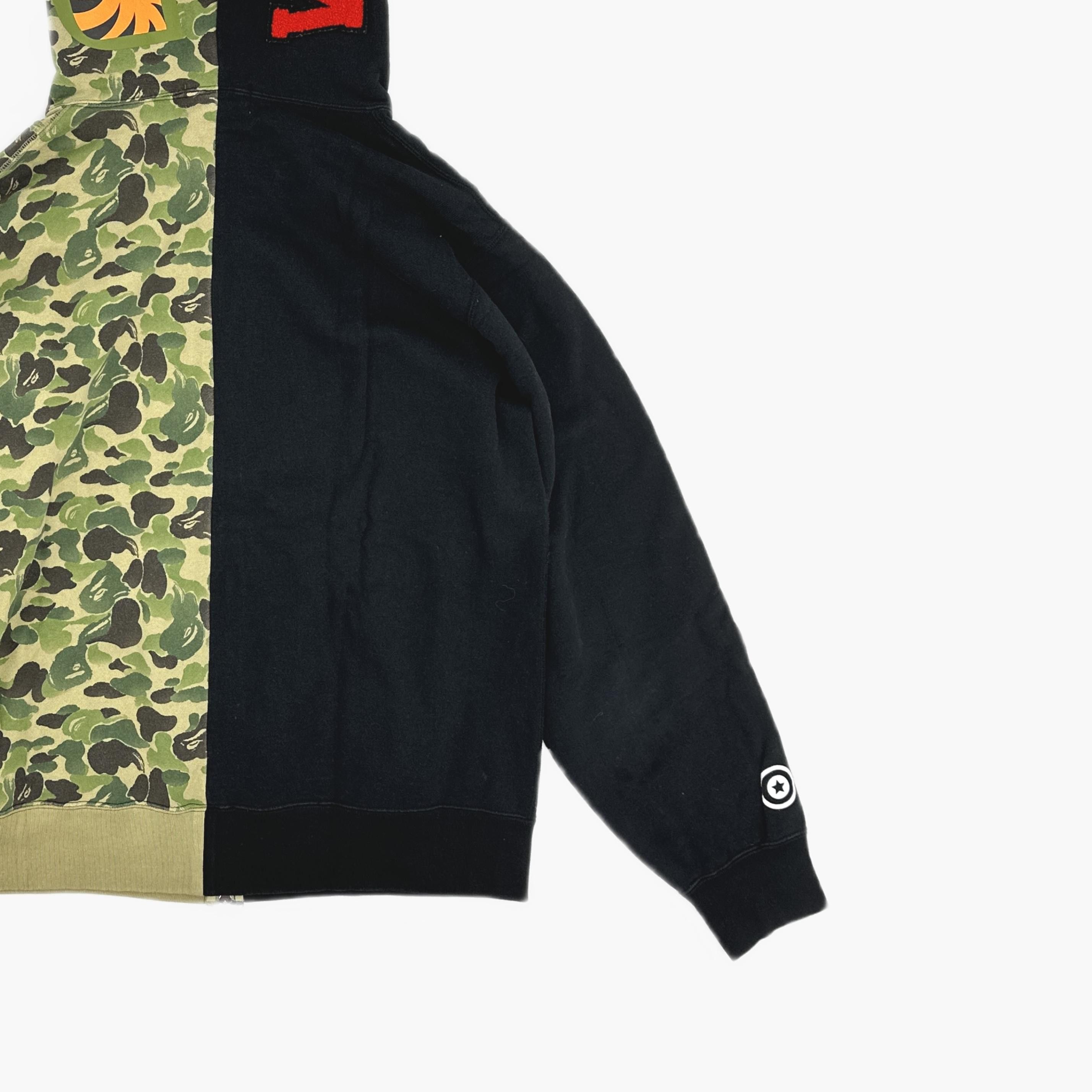 Bape A BATHING APE Split Camo Shark Hoodie Size XXL Size US XXL / EU 58 / 5 - 5 Thumbnail