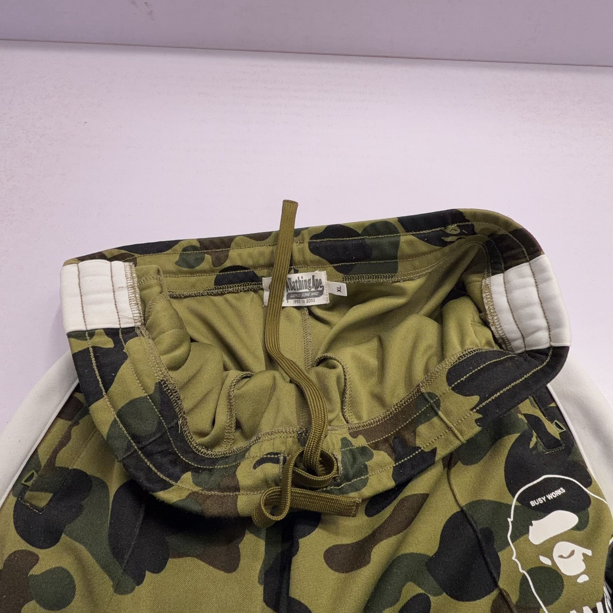 Bape A BATHING APE Camo Sweatpants Size XL Size US 36 / EU 52 - 8 Thumbnail