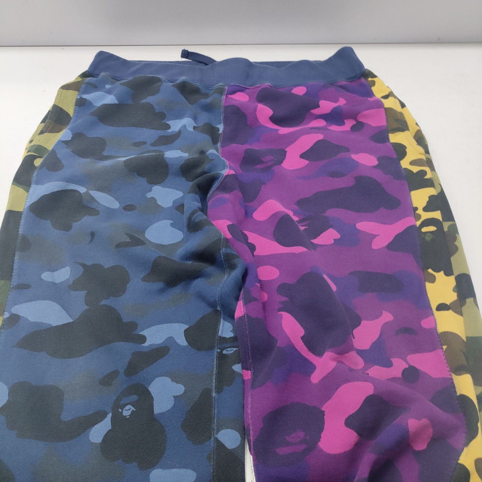 Bape A Bathing Ape Camo Paneled Sweatpants Size L Size US 34 / EU 50 - 10 Thumbnail