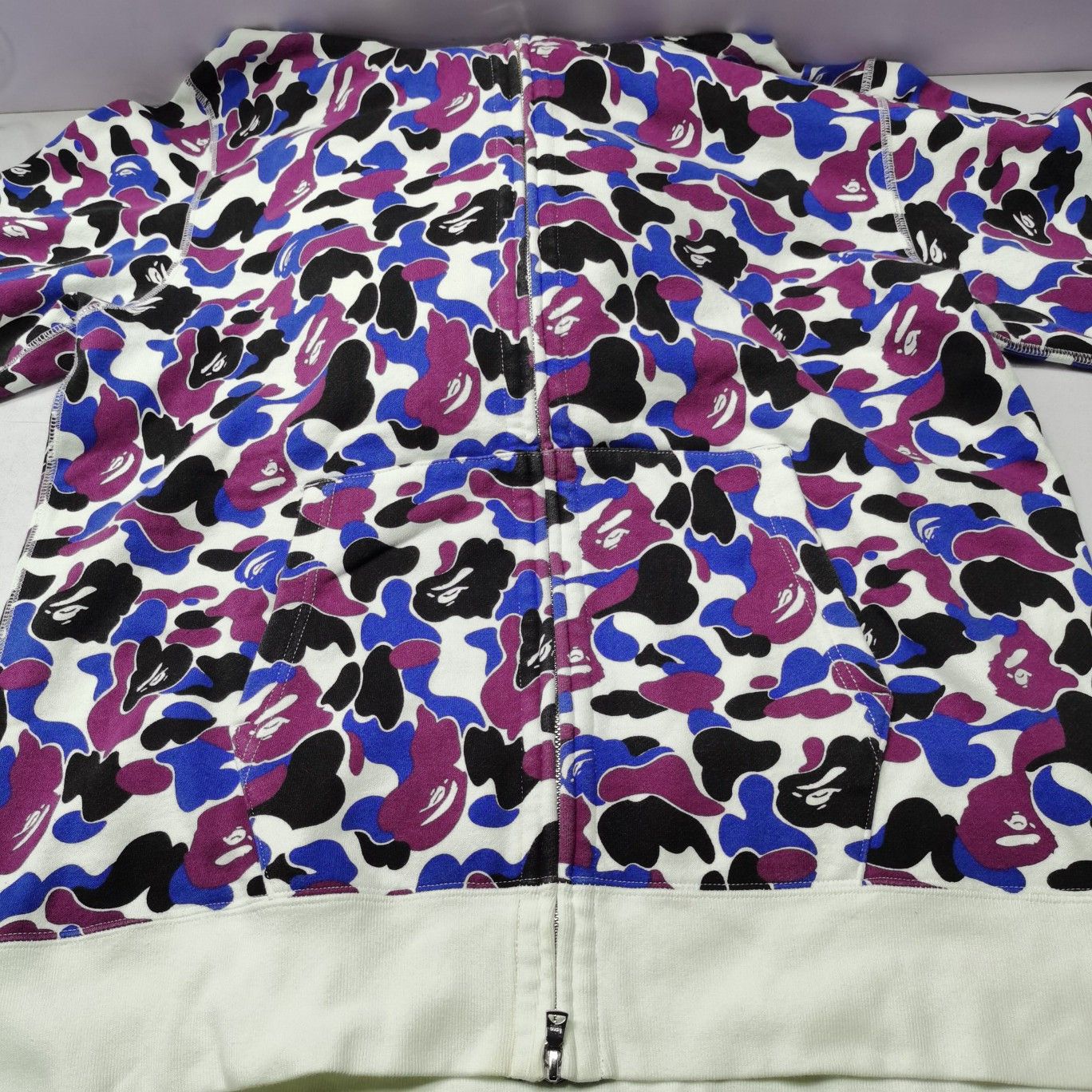Bape A Bathing Ape HKG Camo Shark Hoodie XL Size US XL / EU 56 / 4 - 13 Thumbnail