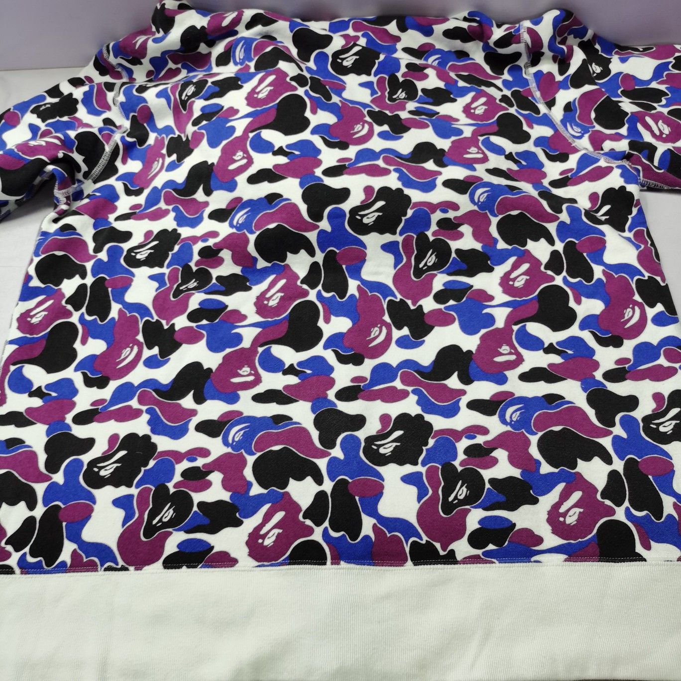 Bape A Bathing Ape HKG Camo Shark Hoodie XL Size US XL / EU 56 / 4 - 14 Thumbnail