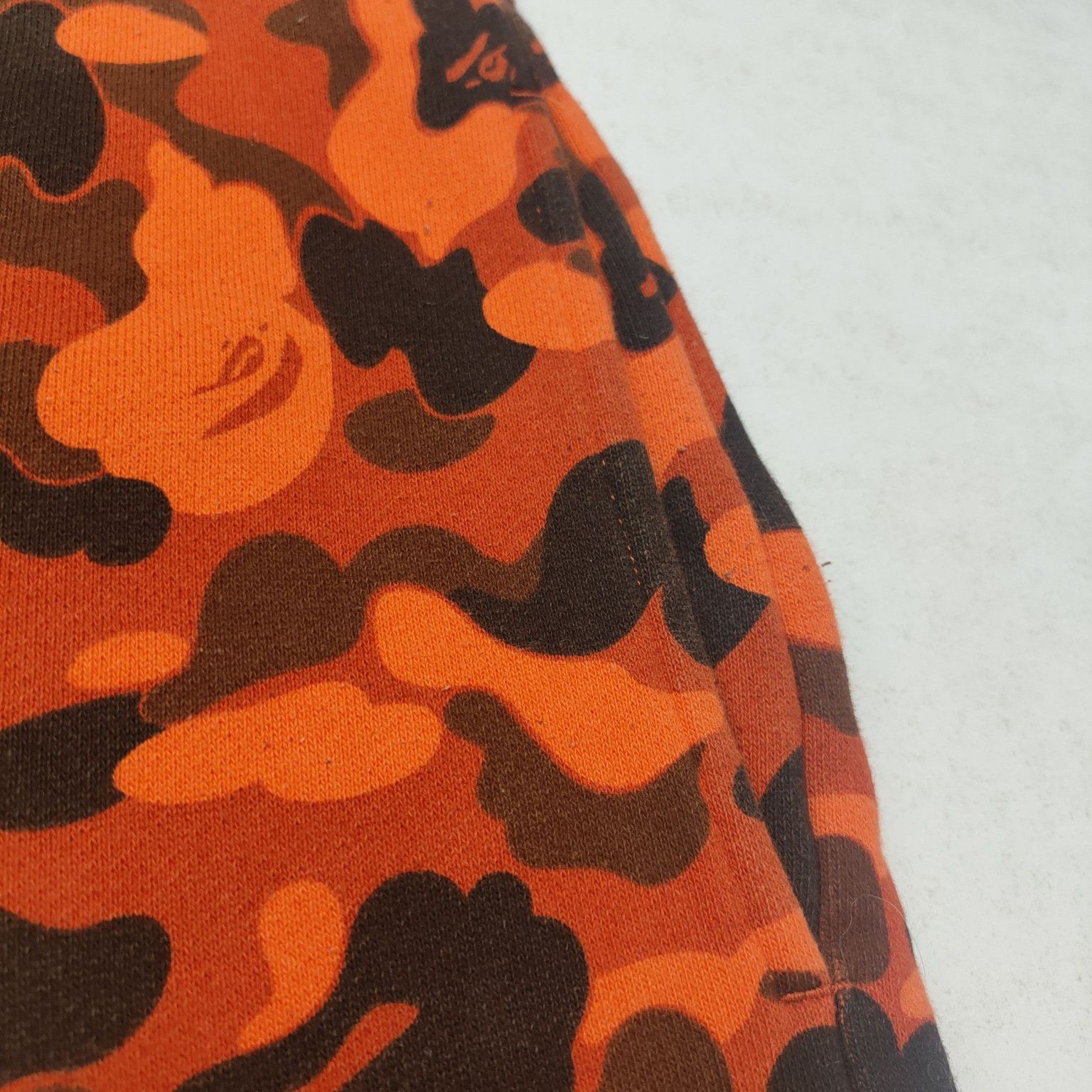 Bape A Bathing Ape x XO Camo Shark Sweatpants L Size US 34 / EU 50 - 7 Thumbnail