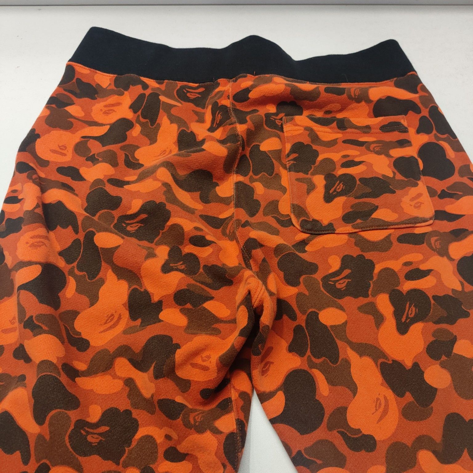 Bape A Bathing Ape x XO Camo Shark Sweatpants L Size US 34 / EU 50 - 6 Thumbnail