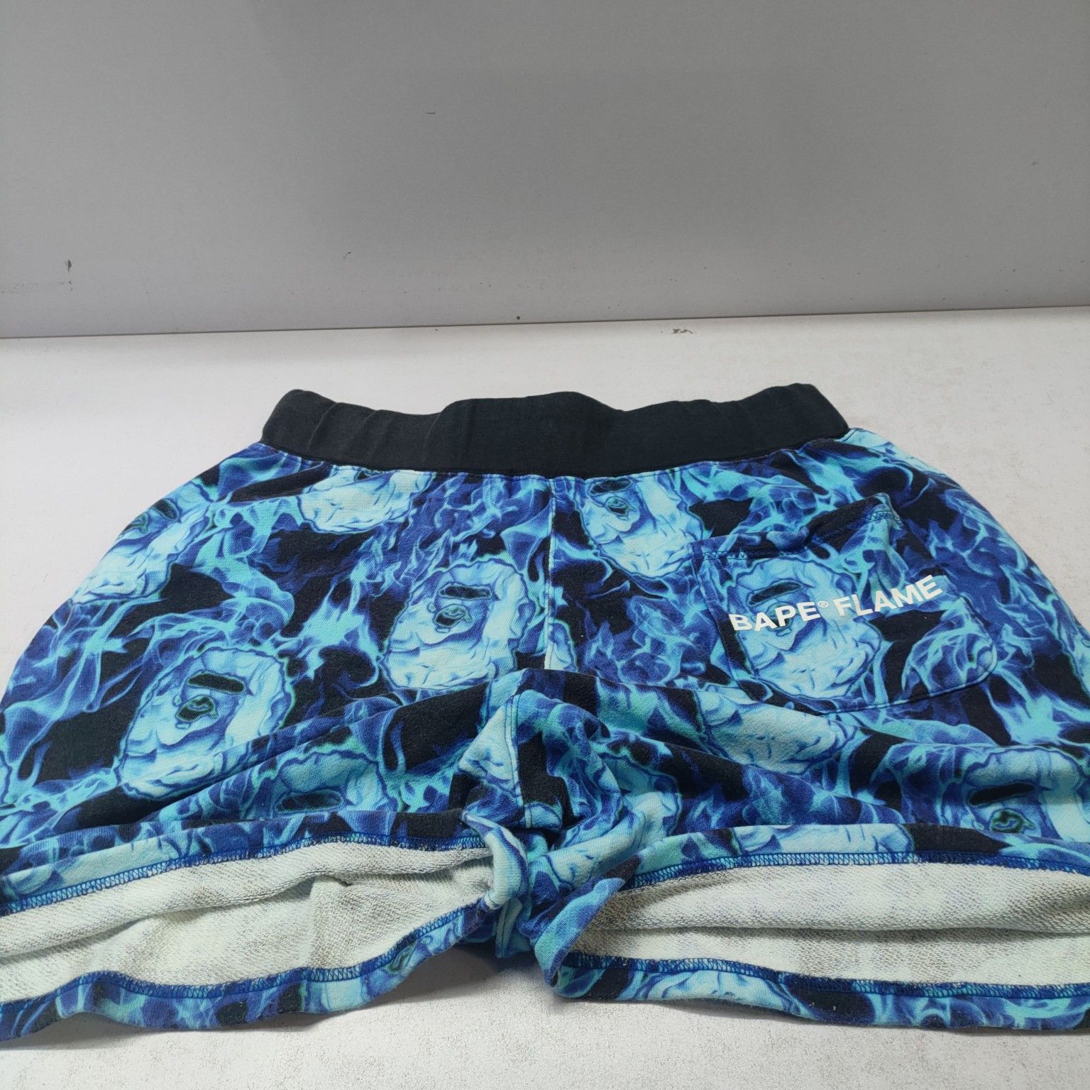 Bape A Bathing Ape Flame Ape Head Print Shorts Size M Size US 32 / EU 48 - 8 Thumbnail